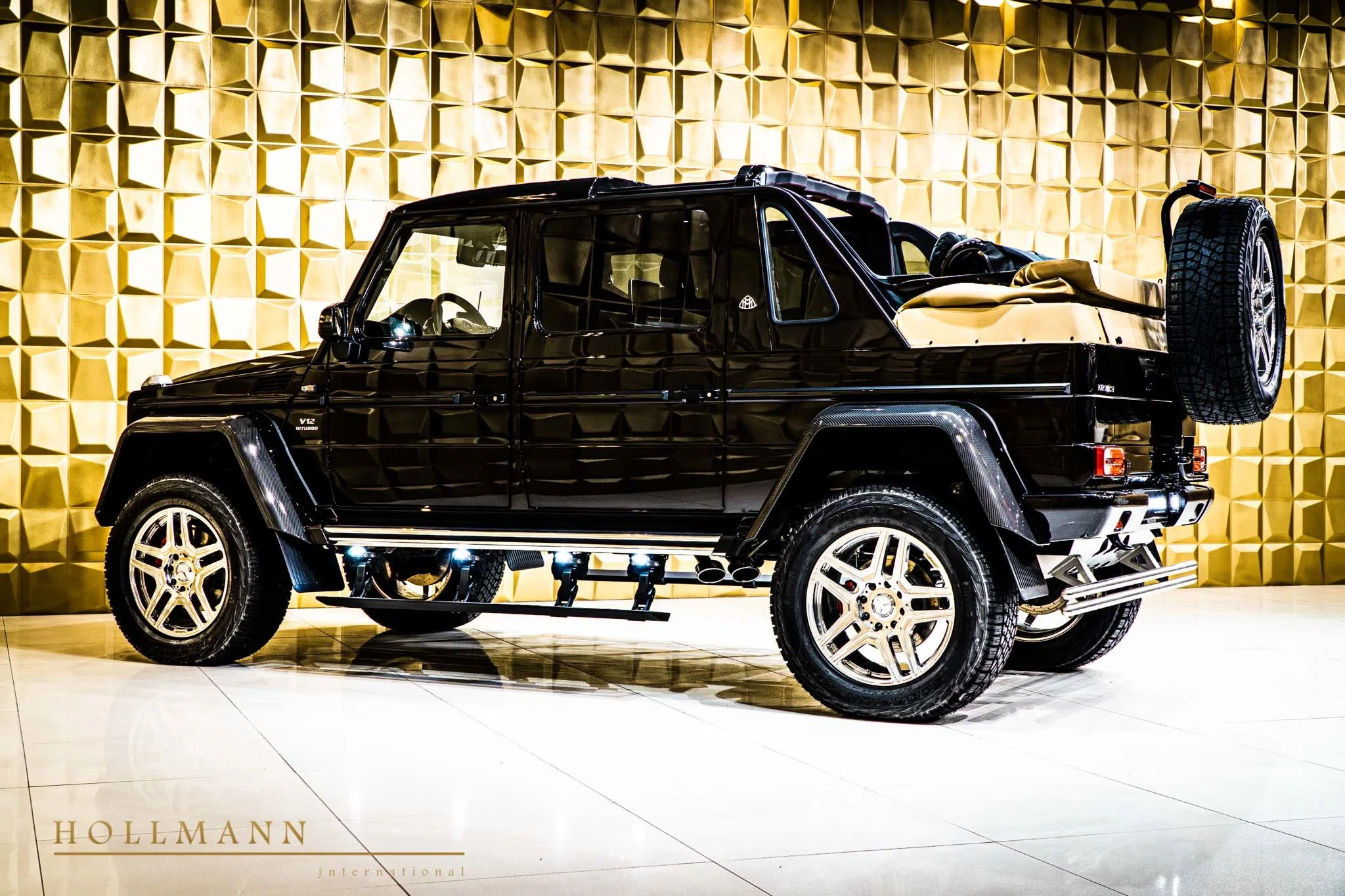 2019 Mercedes-Benz Maybach G 650 Landaulet for sale, exterior, Designo Black Mocka Metallic