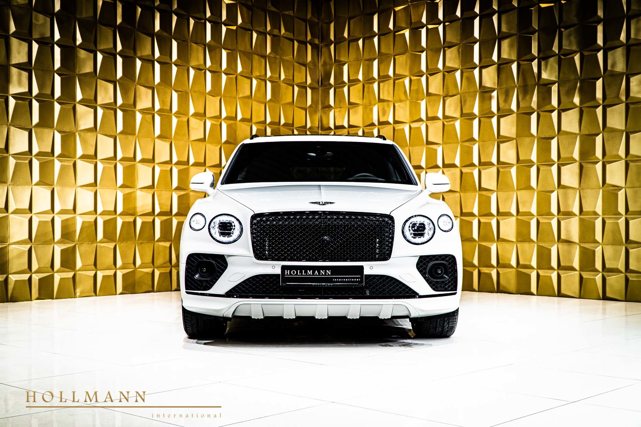 2021 BENTLEY BENTAYGA V8, 2/20