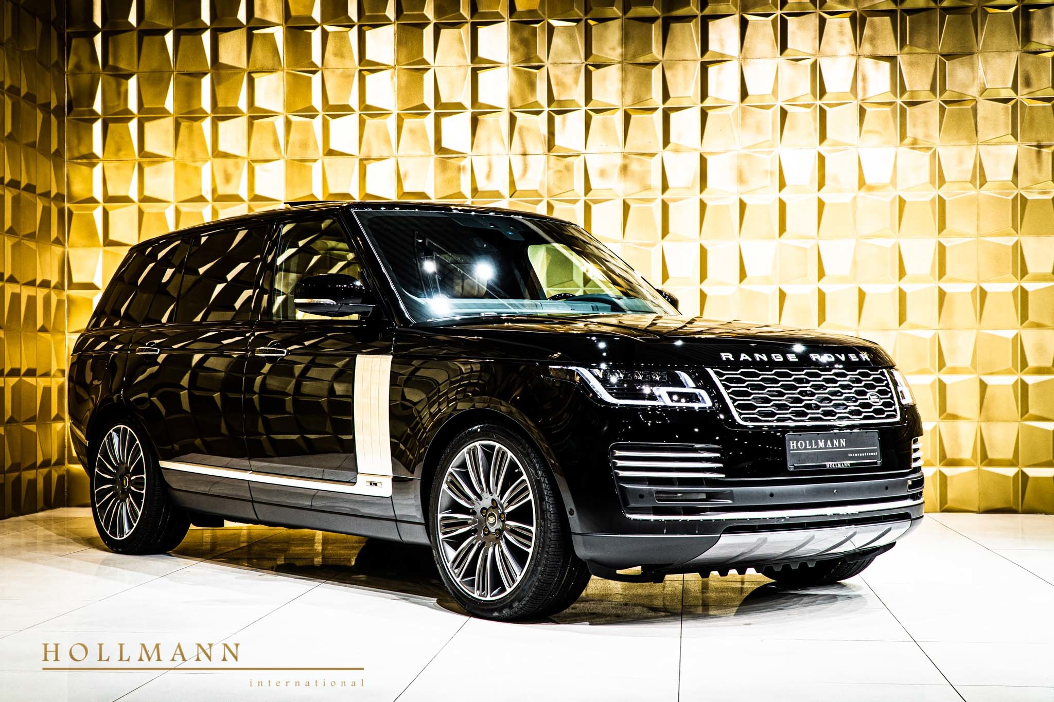 2020 Range Rover 3.0 P400 AUTOBIOGRAPHY LWB, 2/20