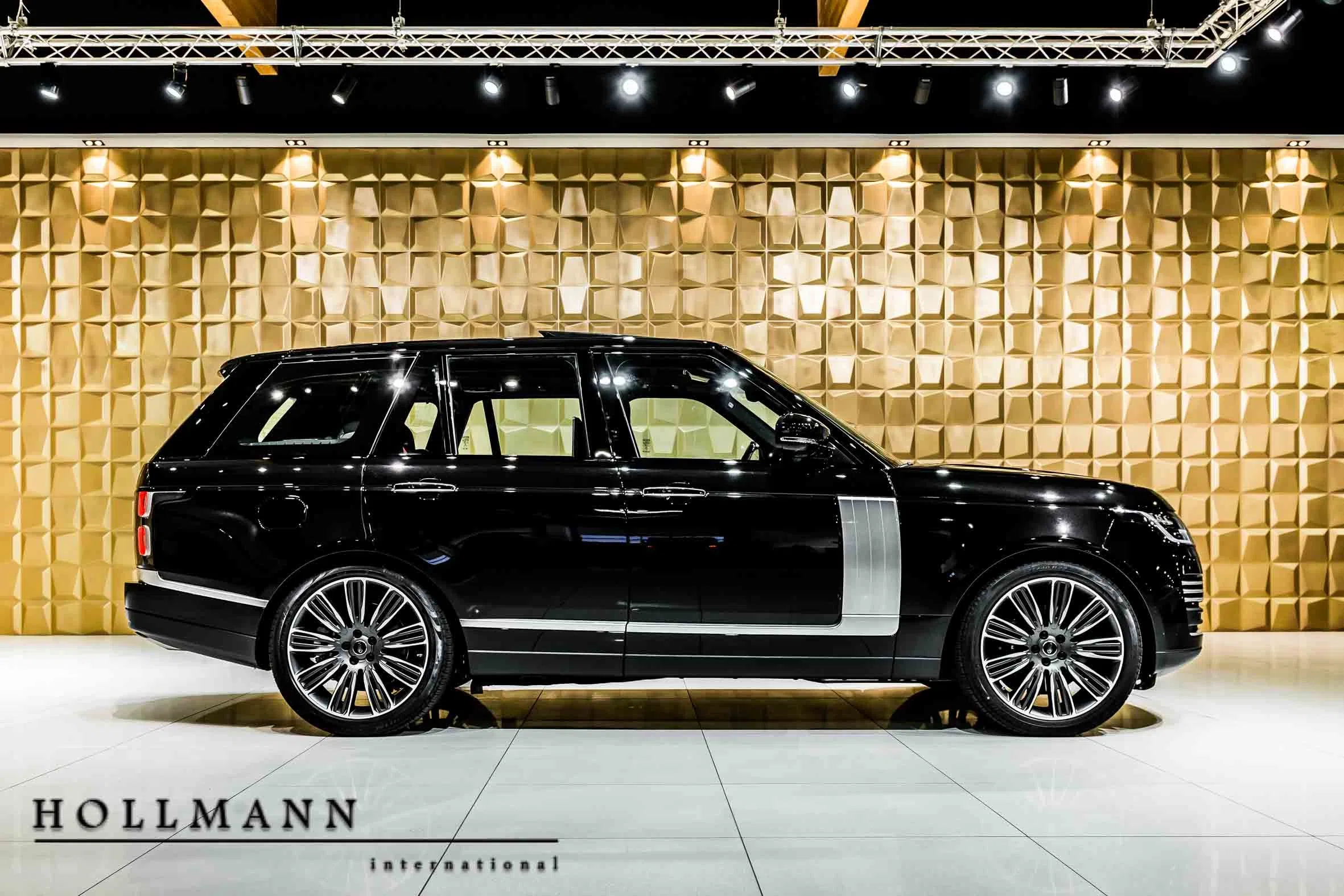 2020 RANGE ROVER 5.0 SCV8 Autobiography SWB