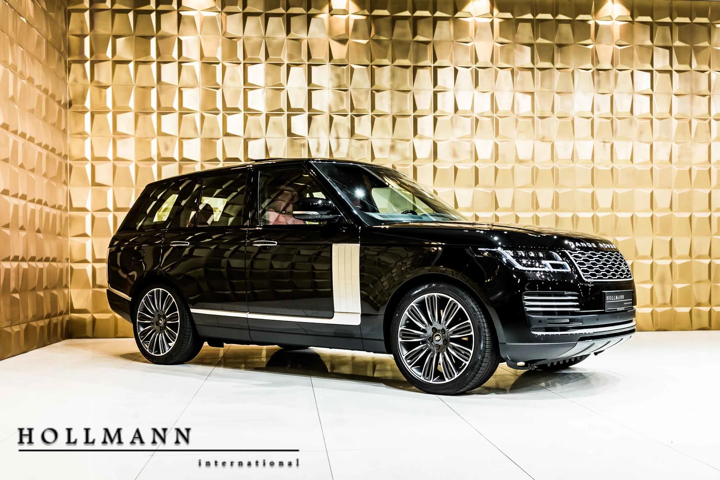 2020 RANGE ROVER 5.0 SCV8 Autobiography SWB for sale, exterior, Santorini Black