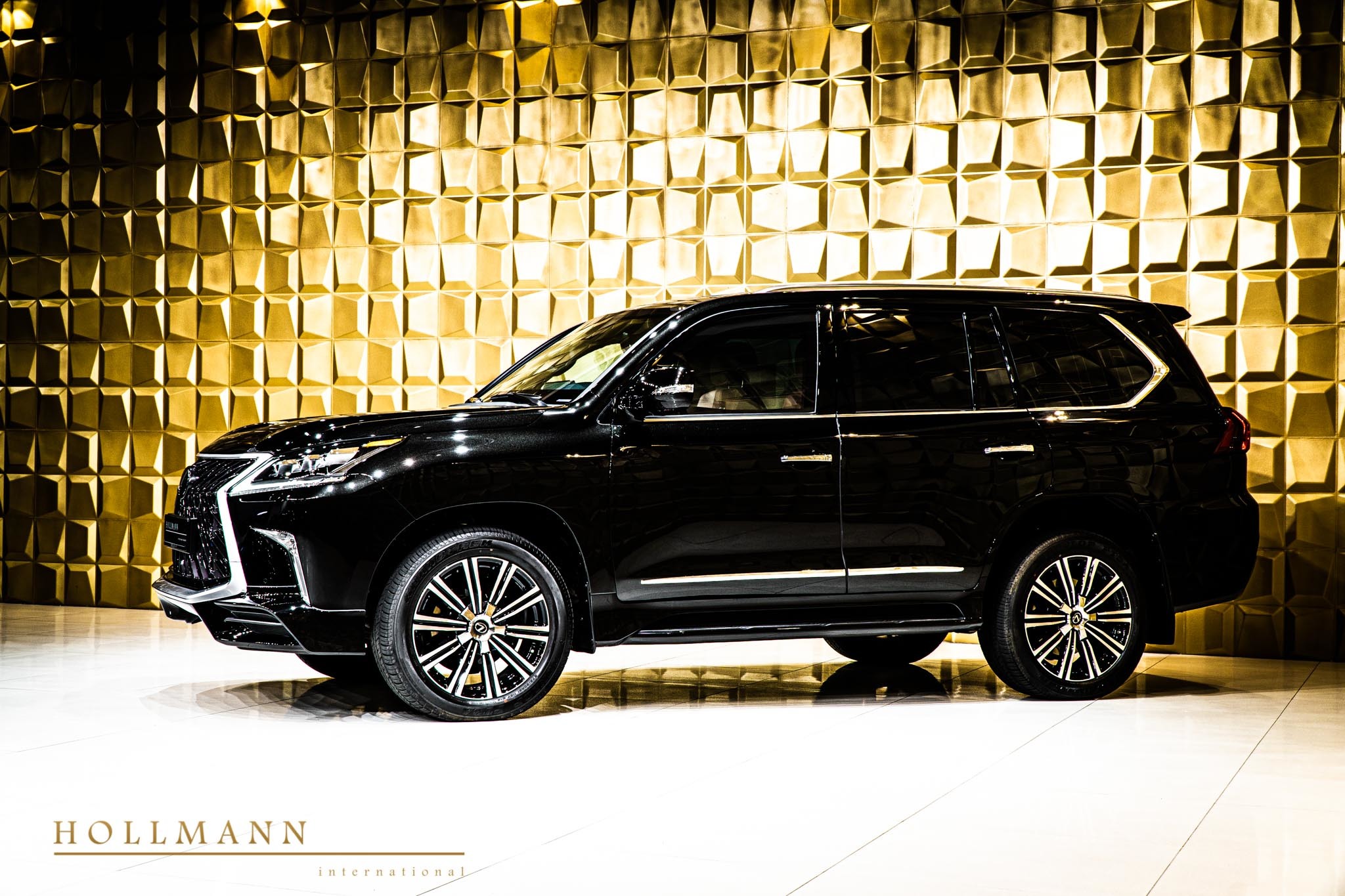 2021 LEXUS LX 570 ARMOURED B6/VR8, 3/21