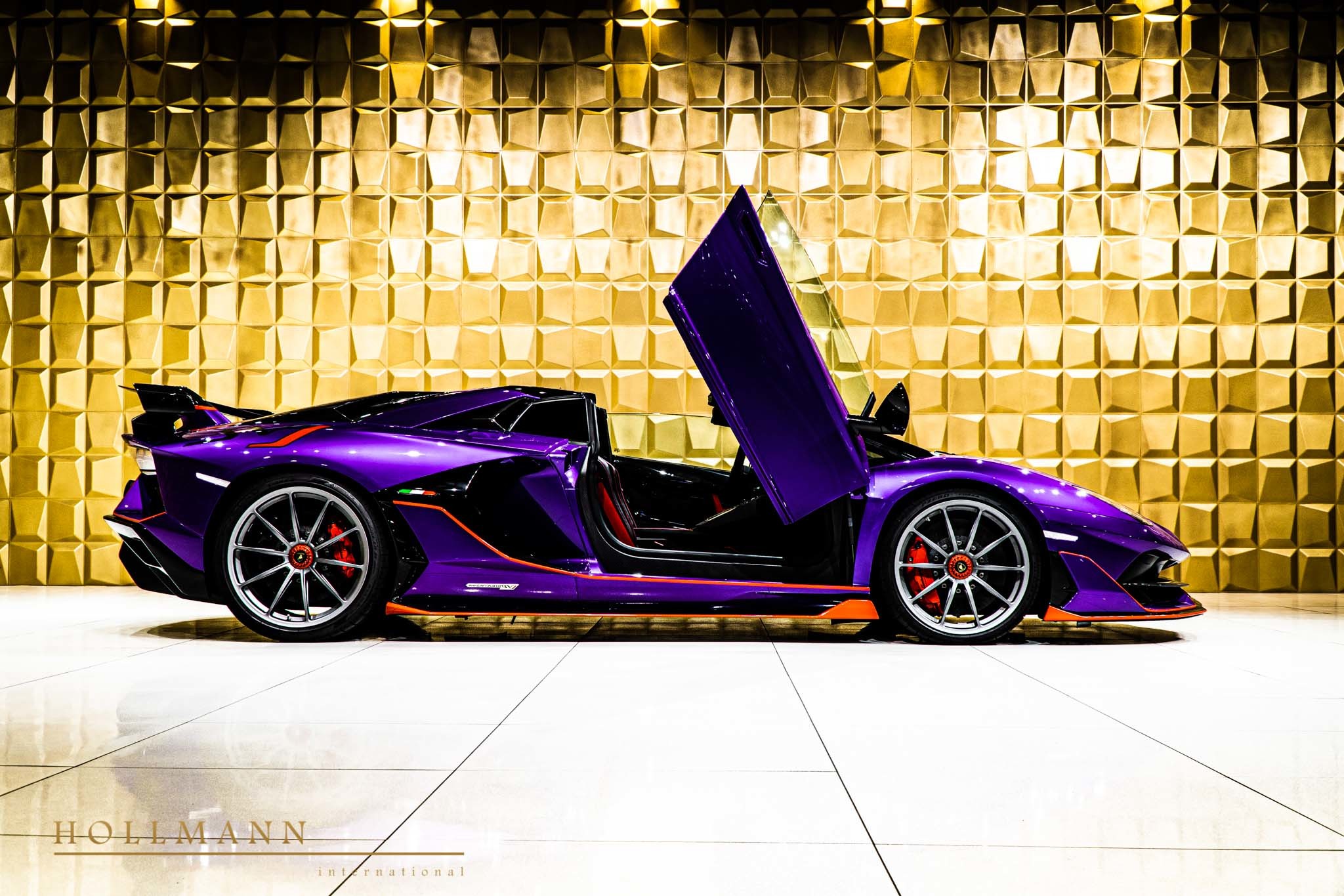 2020 Lamborghini Aventador SVJ Roadster