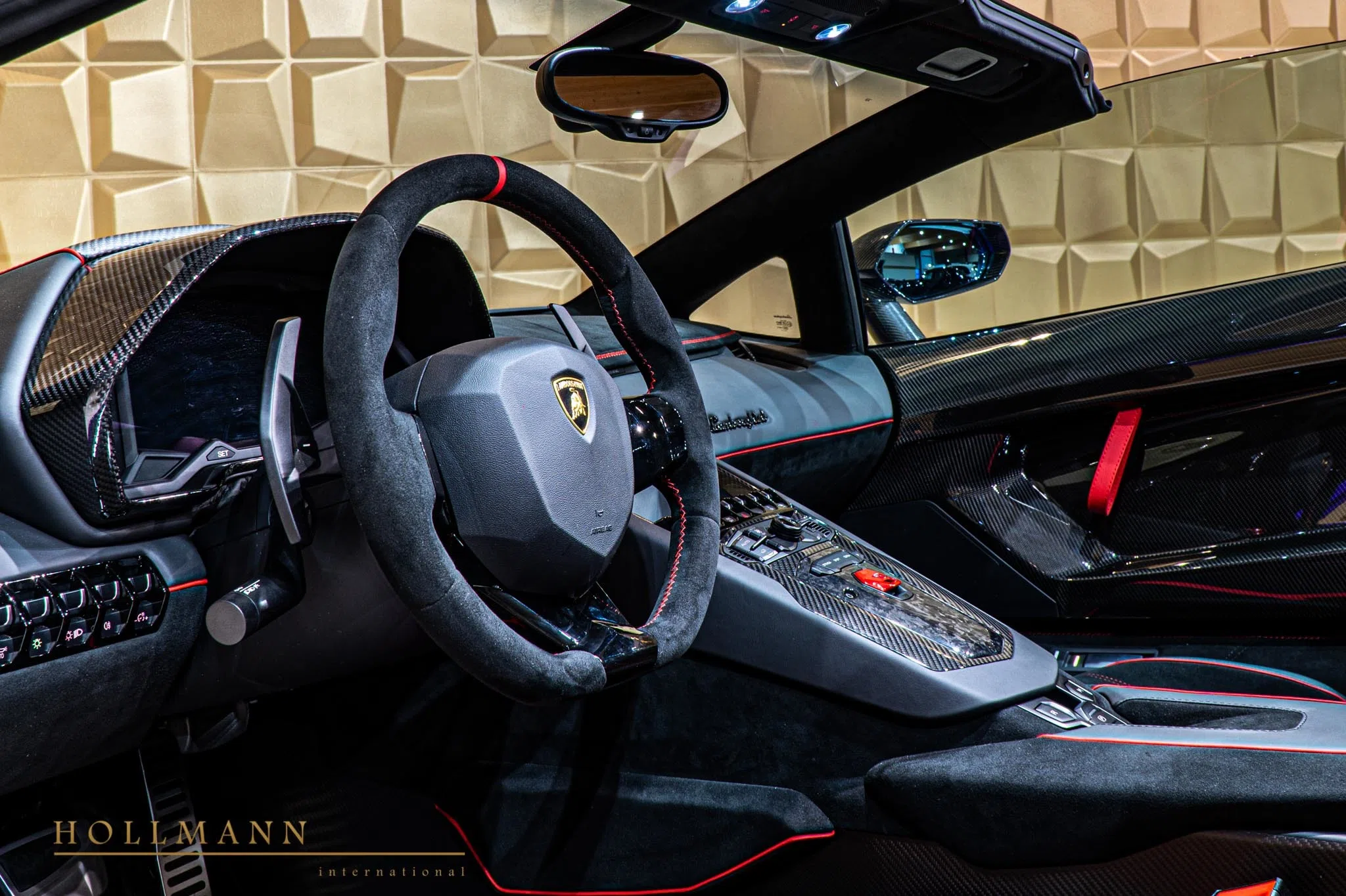 2020 Lamborghini Aventador SVJ Roadster interior, Rosso Alala