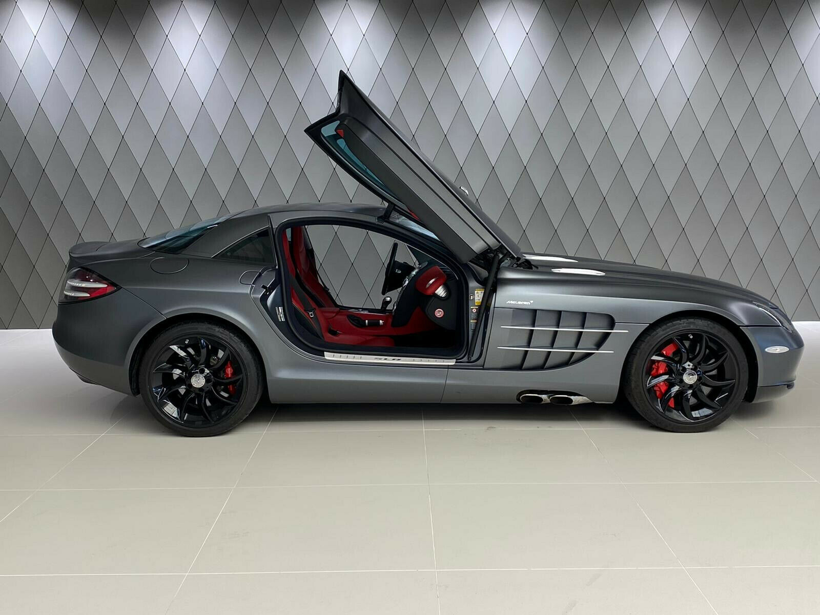 2006 Mercedes-Benz SLR Coupe