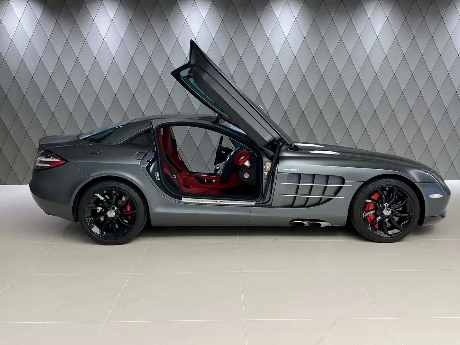2006 Mercedes-Benz SLR Coupe