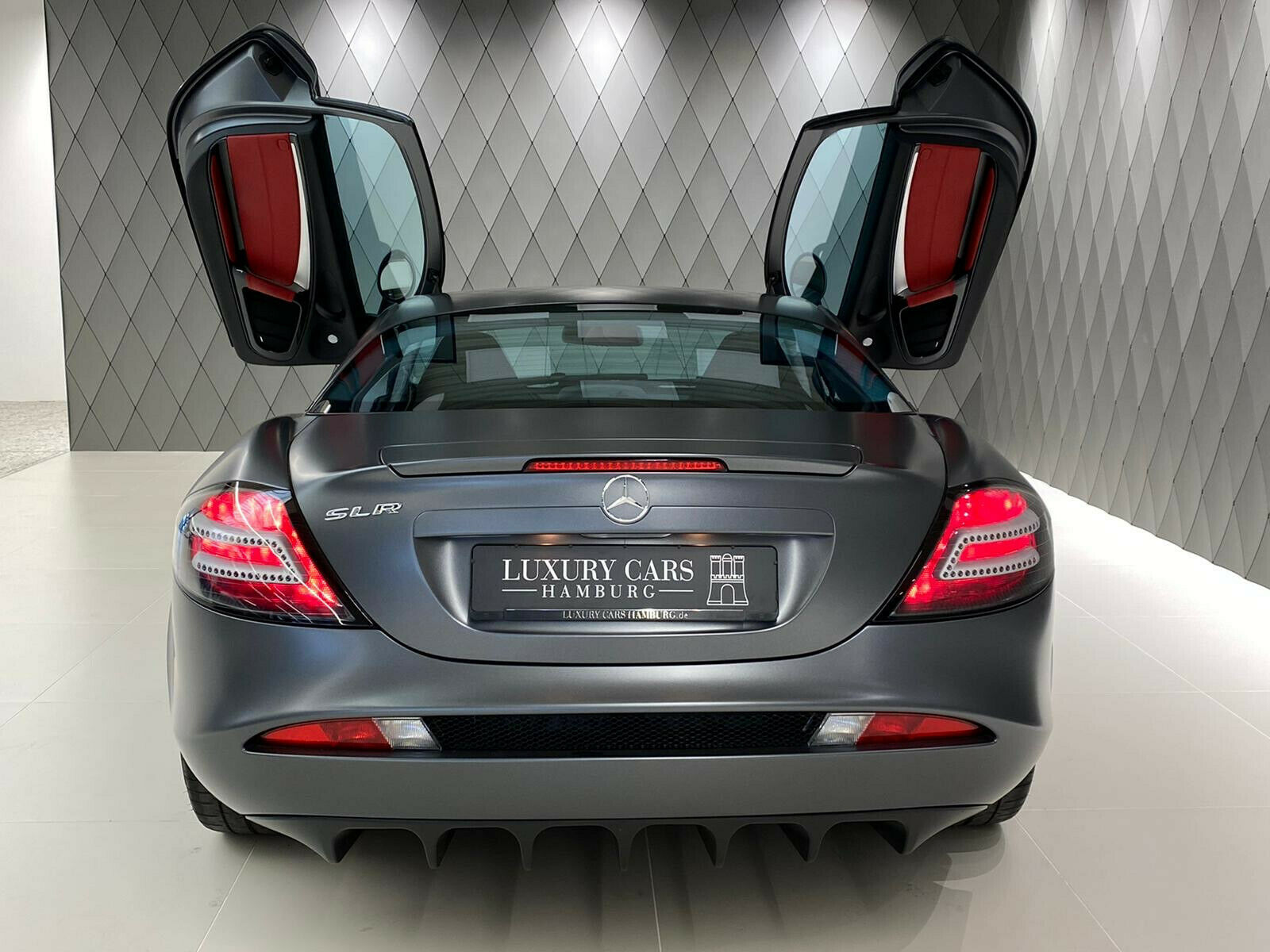 2006 Mercedes-Benz SLR Coupe, 4/18