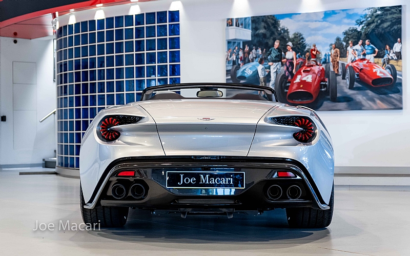 2017 Aston Martin Zagato Volante, 4/18