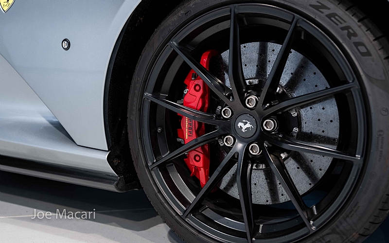 2019 Ferrari 812 Superfast, 7/18