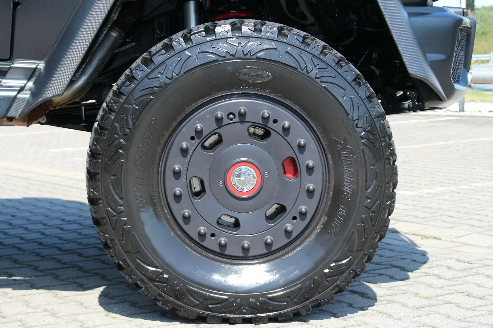 2014 Mercedes-Benz G 63 AMG 6x6 Designo wheel