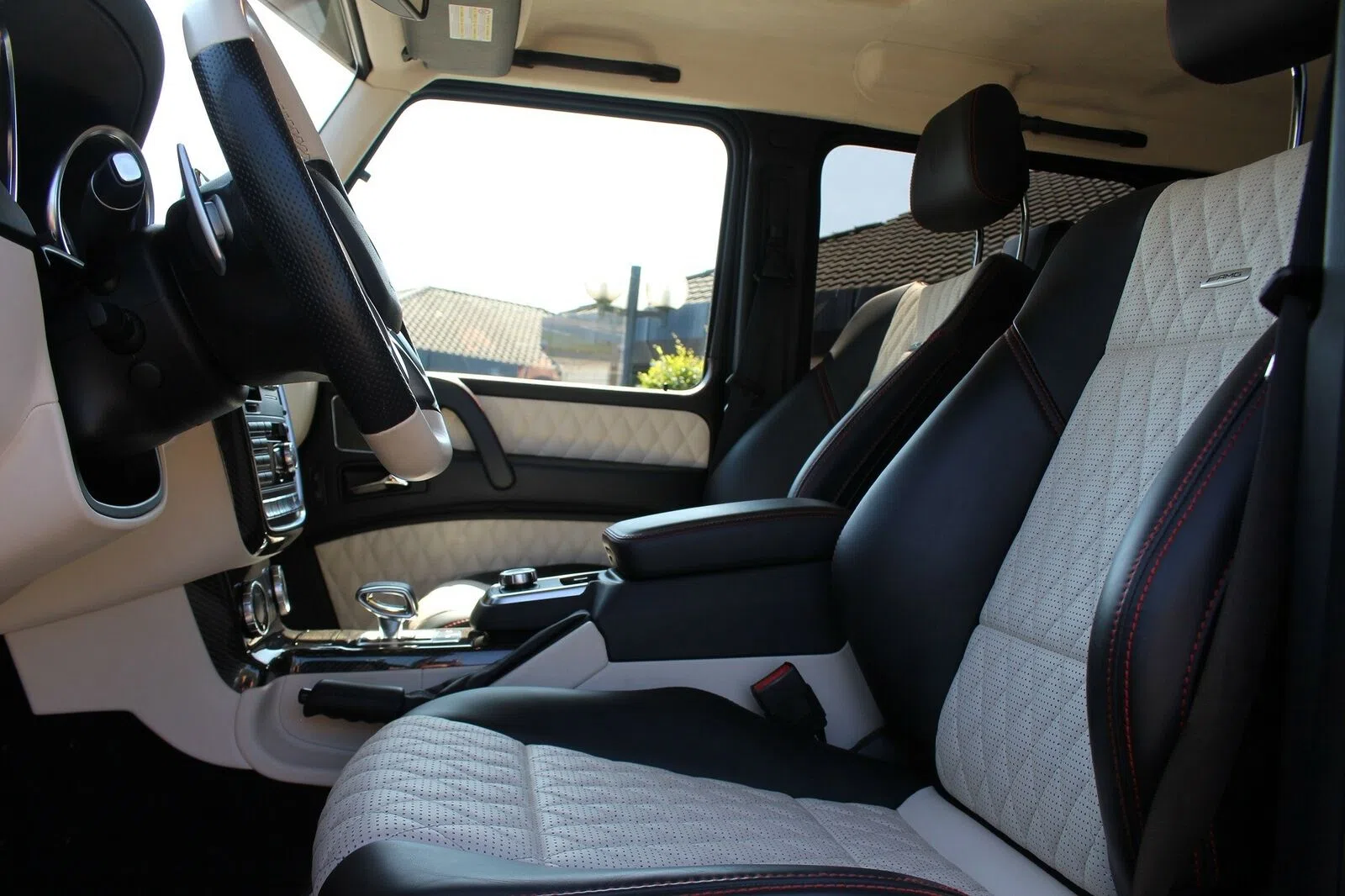 2014 Mercedes-Benz G 63 AMG 6x6 Designo interior, seats