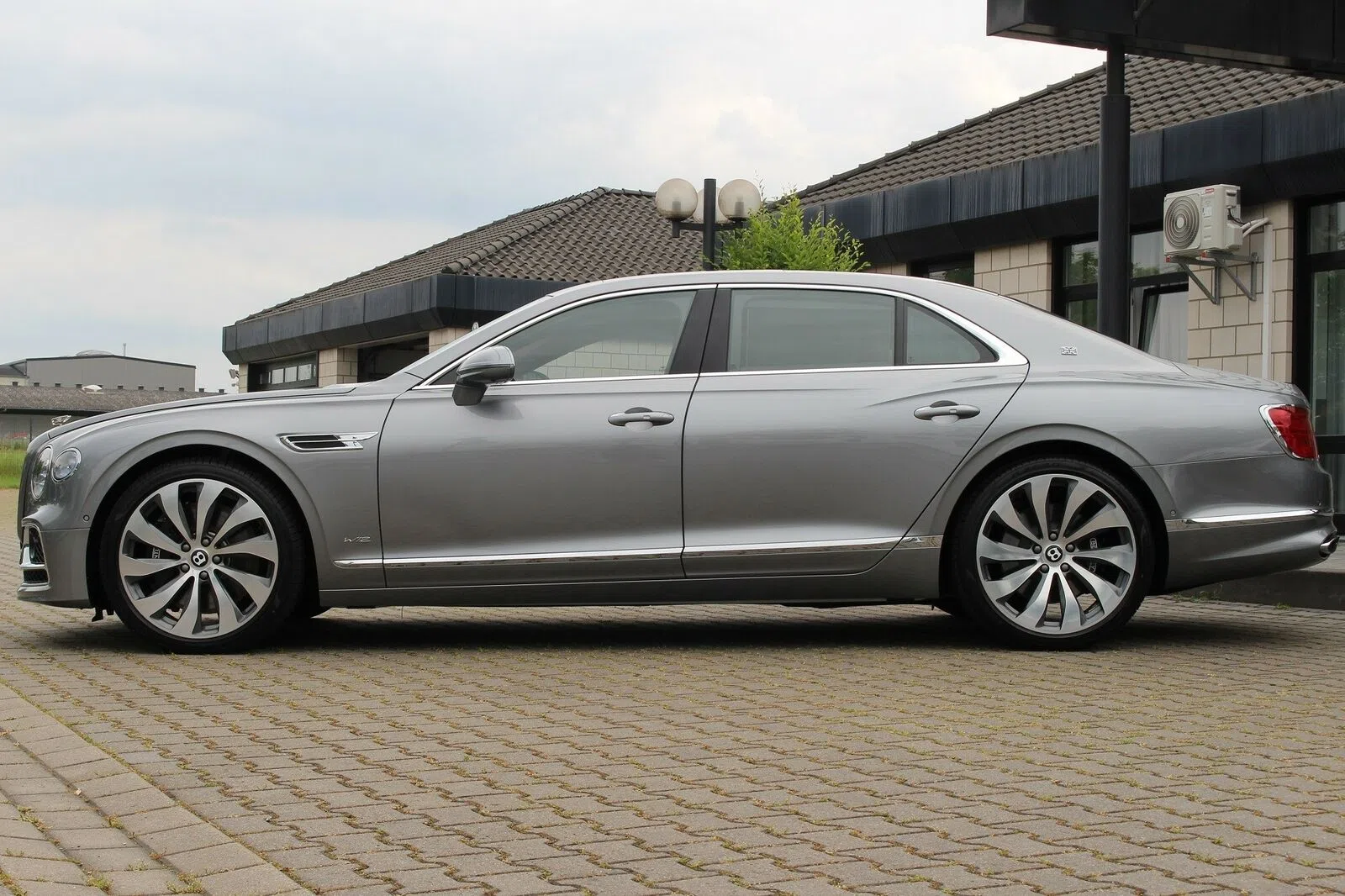 2020 Bentley Flying Spur W12 First Edition for sale, exterior