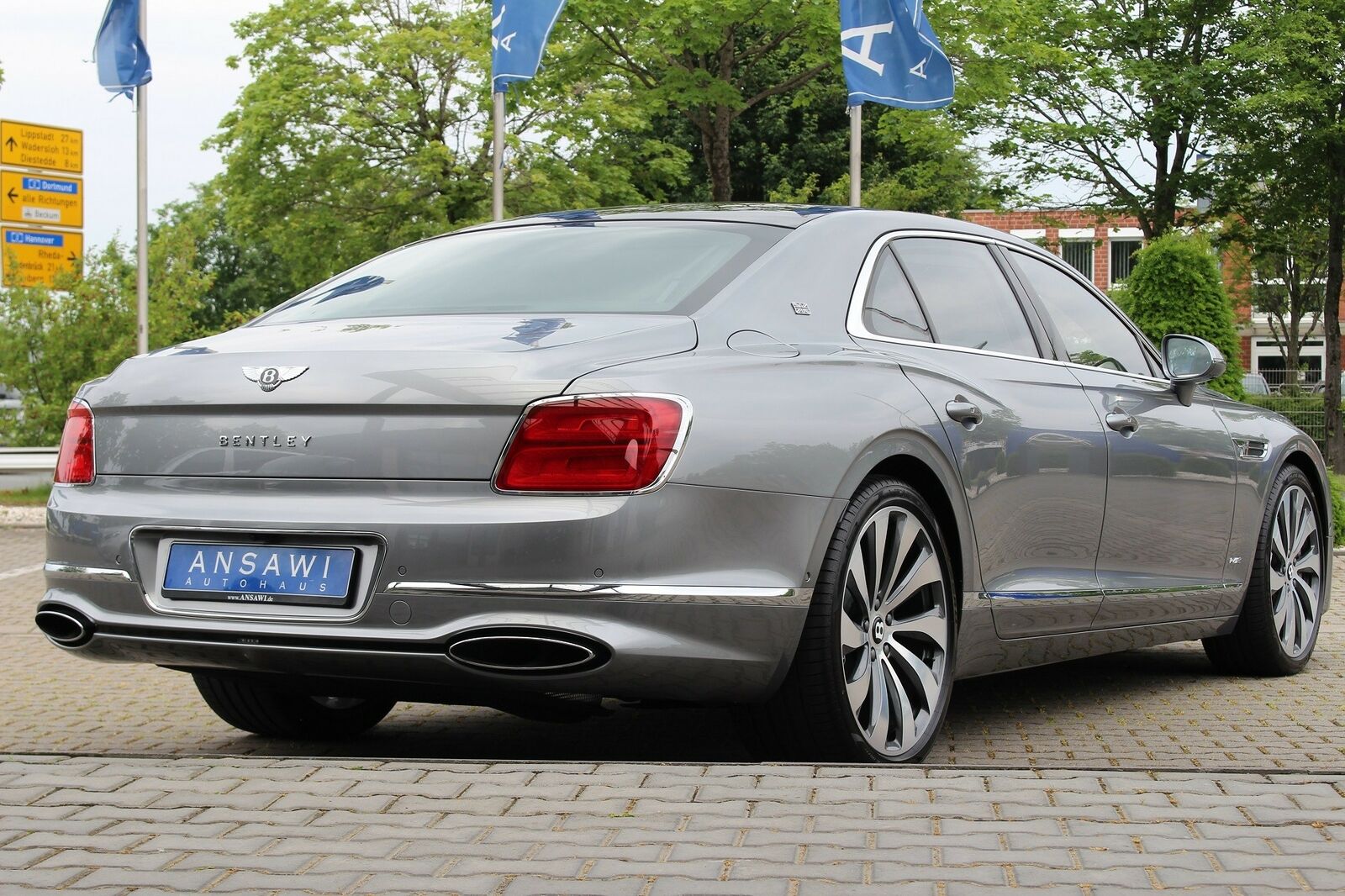 2020 Bentley Flying Spur W12 First Edition, 3/20
