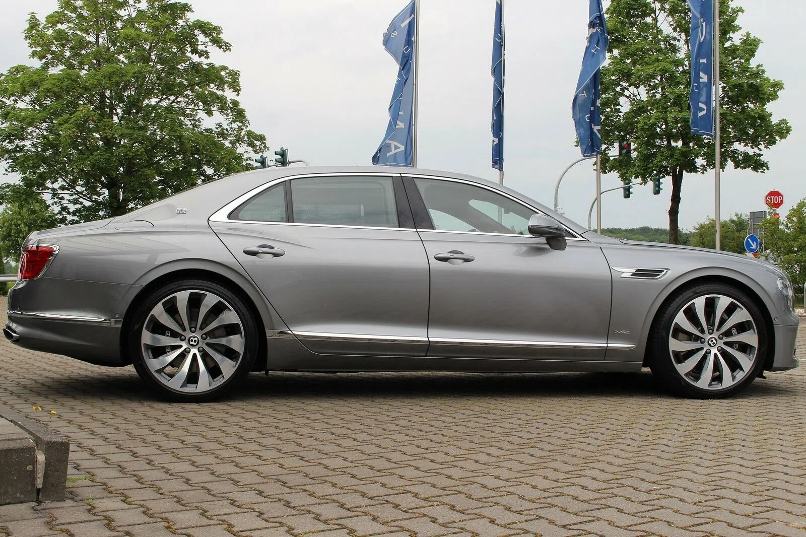 2020 Bentley Flying Spur W12 First Edition for sale, exterior