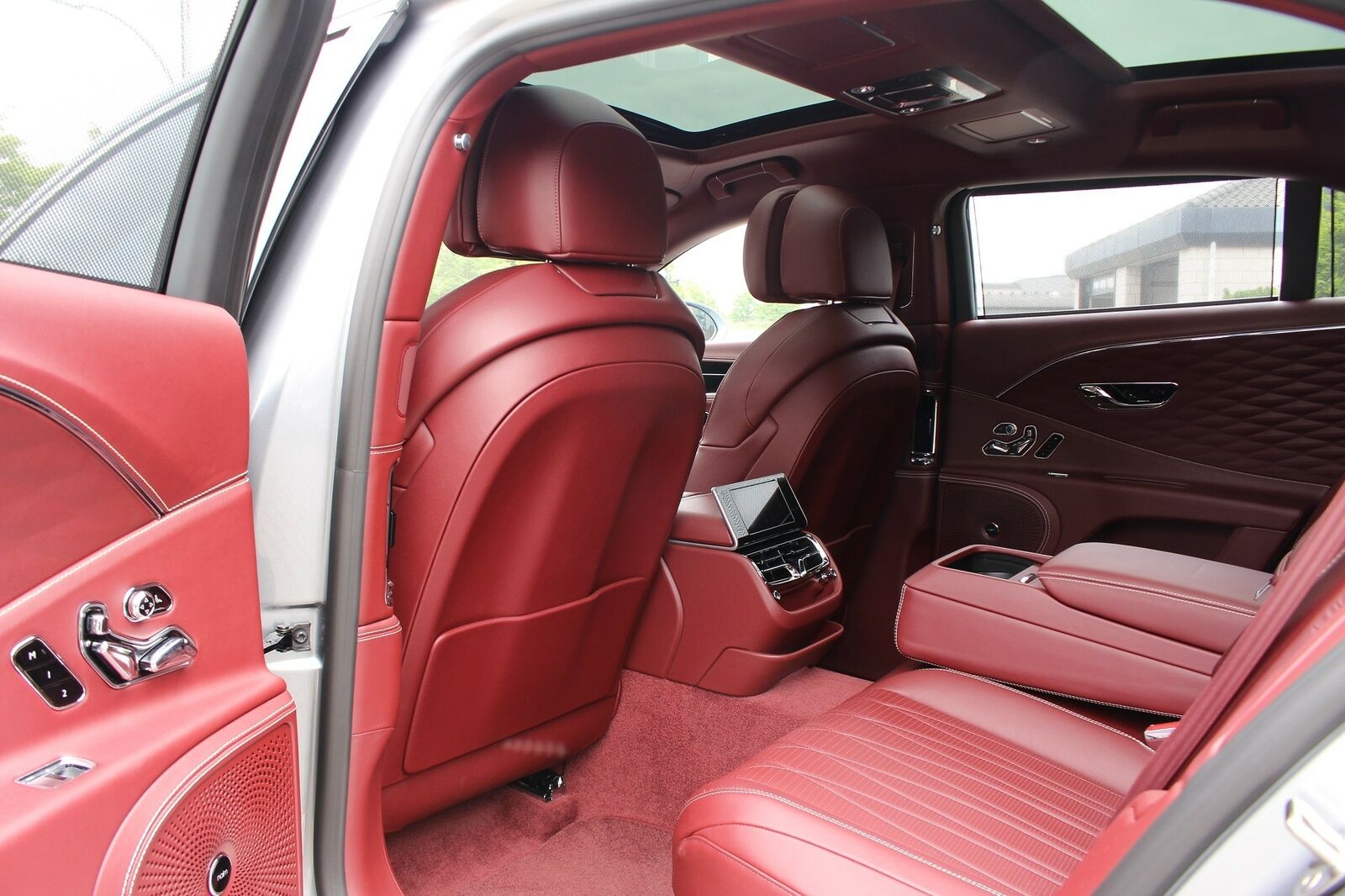 2020 Bentley Flying Spur W12 First Edition, 8/20
