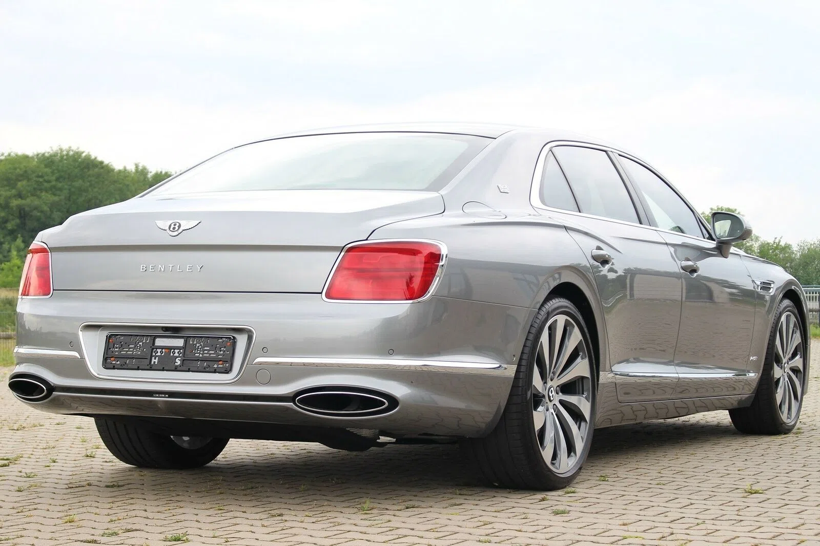 2020 Bentley Flying Spur W12 First Edition, rear three-quarter view
