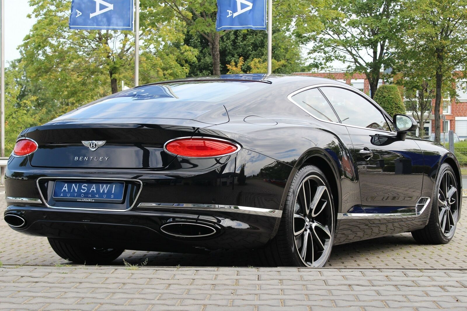 2020 Bentley Continental GT W12 Mulliner, 2/20