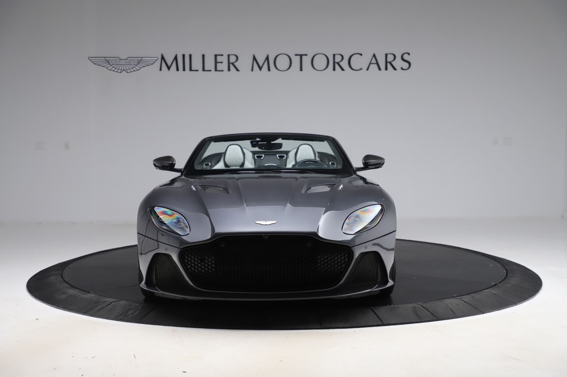 2020 Aston Martin DBS Superleggera Volante, 9/20