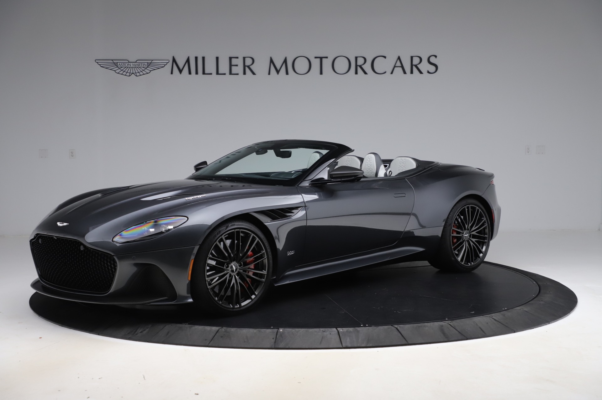 2020 Aston Martin DBS Superleggera Volante, 20/20
