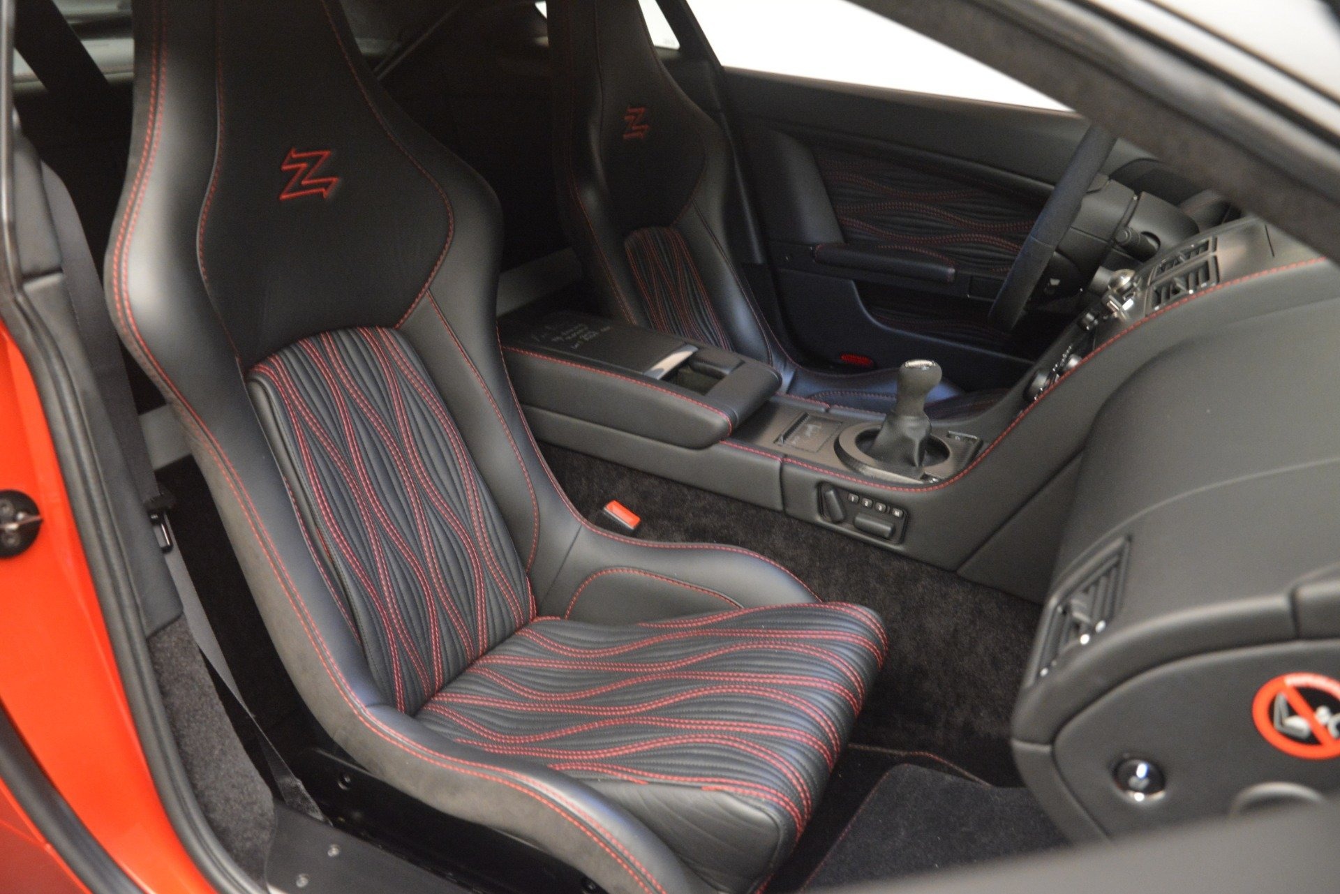 2013 Aston Martin V12 Zagato Coupe, 16/18