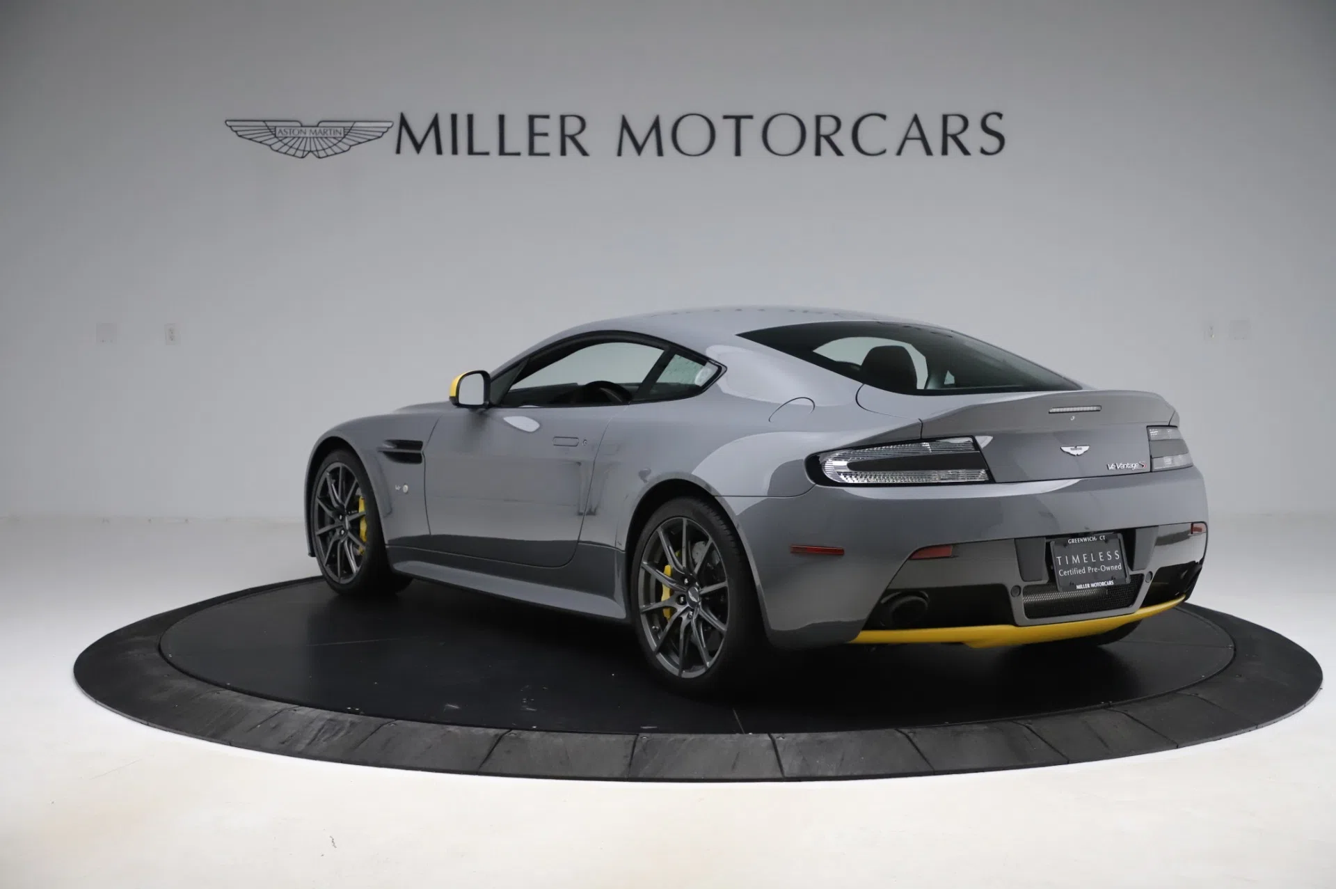 2017 Aston Martin V12 Vantage S, 3/20