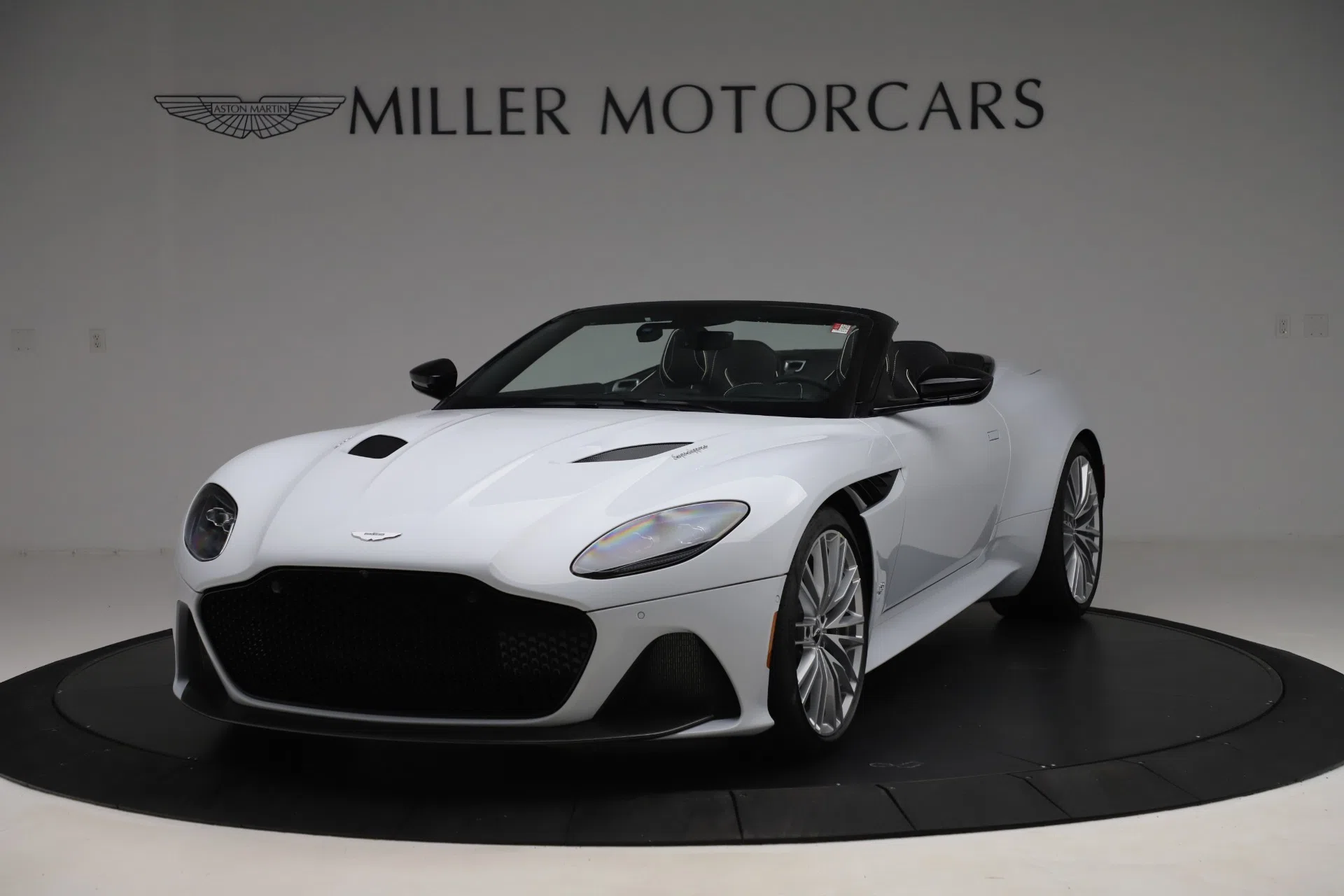 2020 Aston Martin DBS Superleggera Volante Convertible for sale, exterior, WHITESTONE