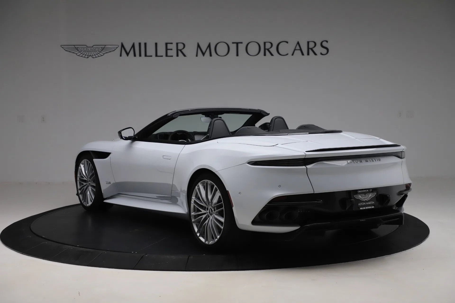 2020 Aston Martin DBS Superleggera Volante Convertible for sale, exterior, WHITESTONE