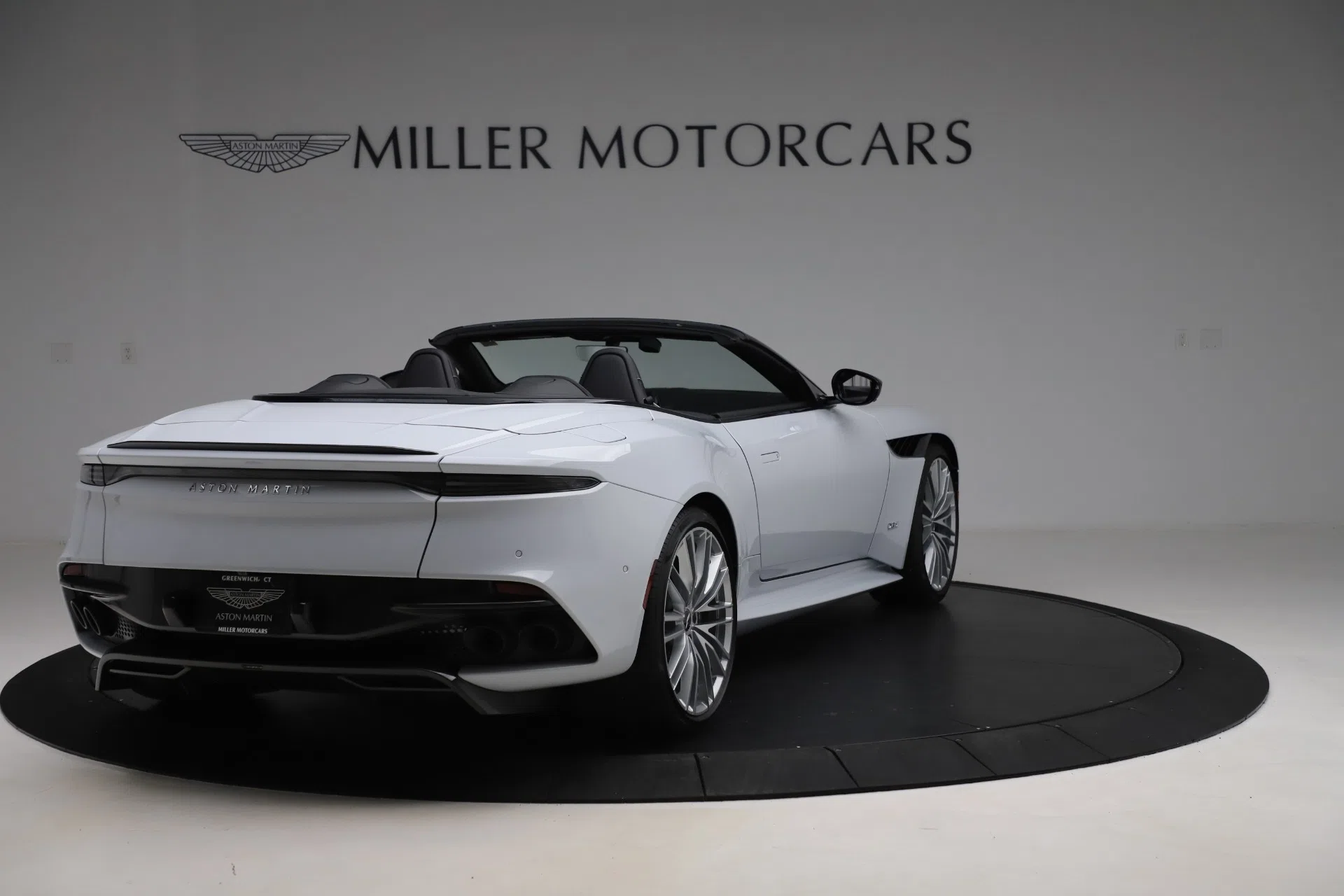 2020 Aston Martin DBS Superleggera Volante Convertible for sale, exterior, WHITESTONE