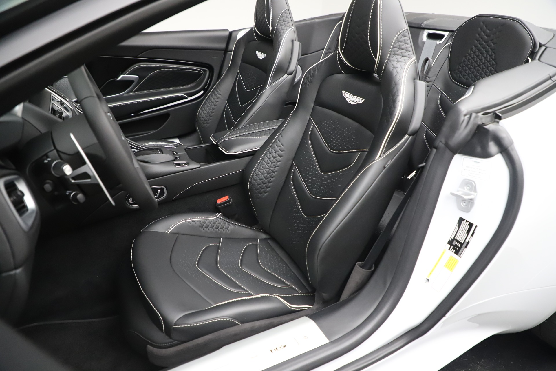 2020 Aston Martin DBS Superleggera Volante Convertible, 13/20