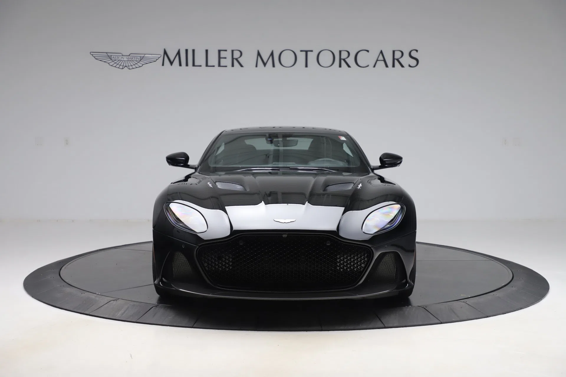 2020 Aston Martin DBS Superleggera Coupe for sale, exterior, Obsidian Black
