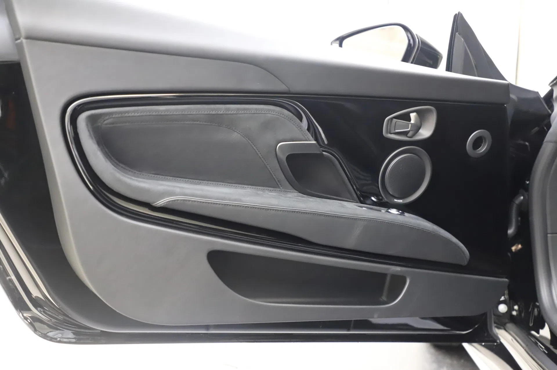 2020 Aston Martin DBS Superleggera Coupe interior, door panel, Jet Black