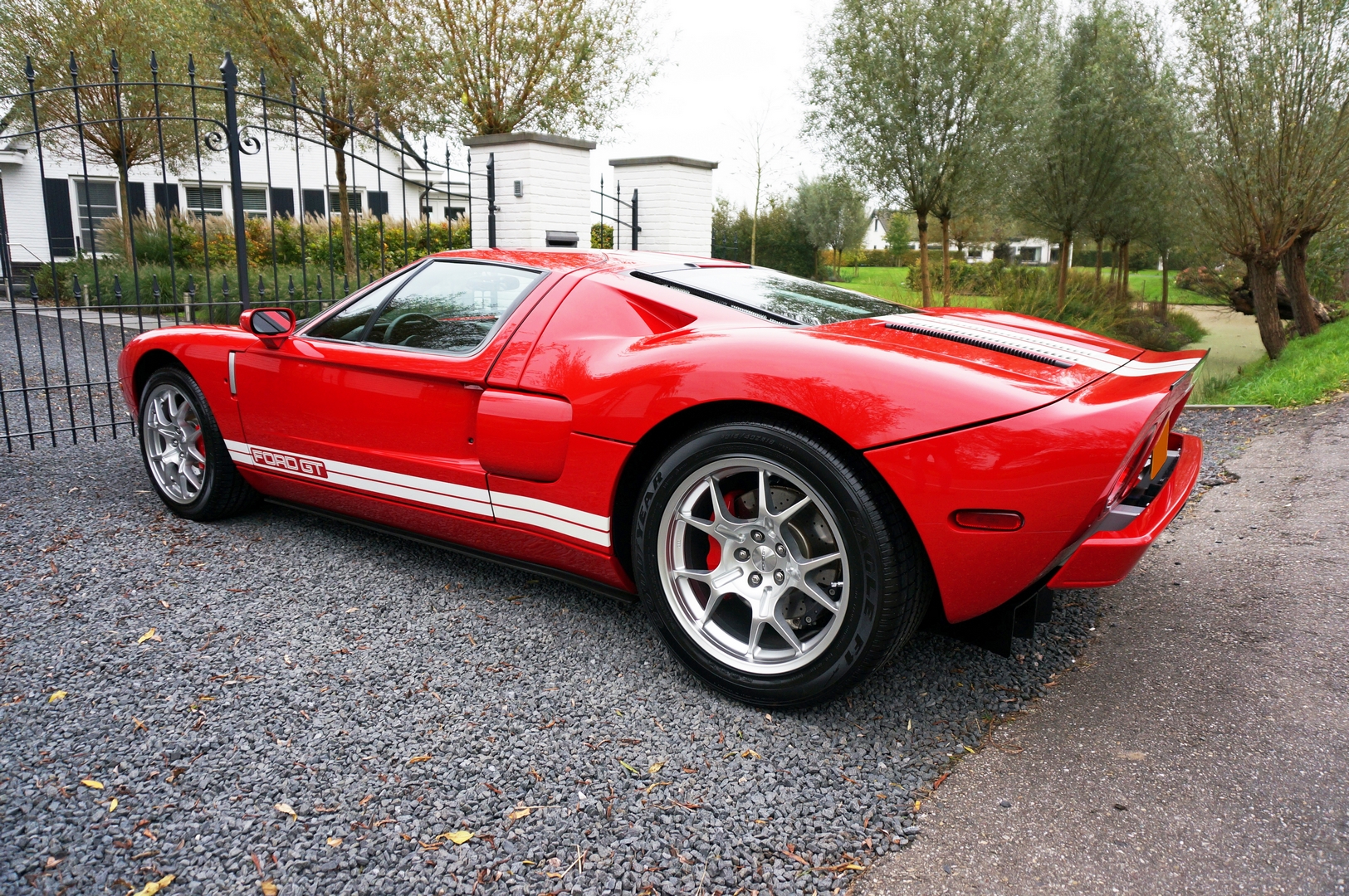 2005 Ford GT 5.4L V8 Coupé 1, 8/10