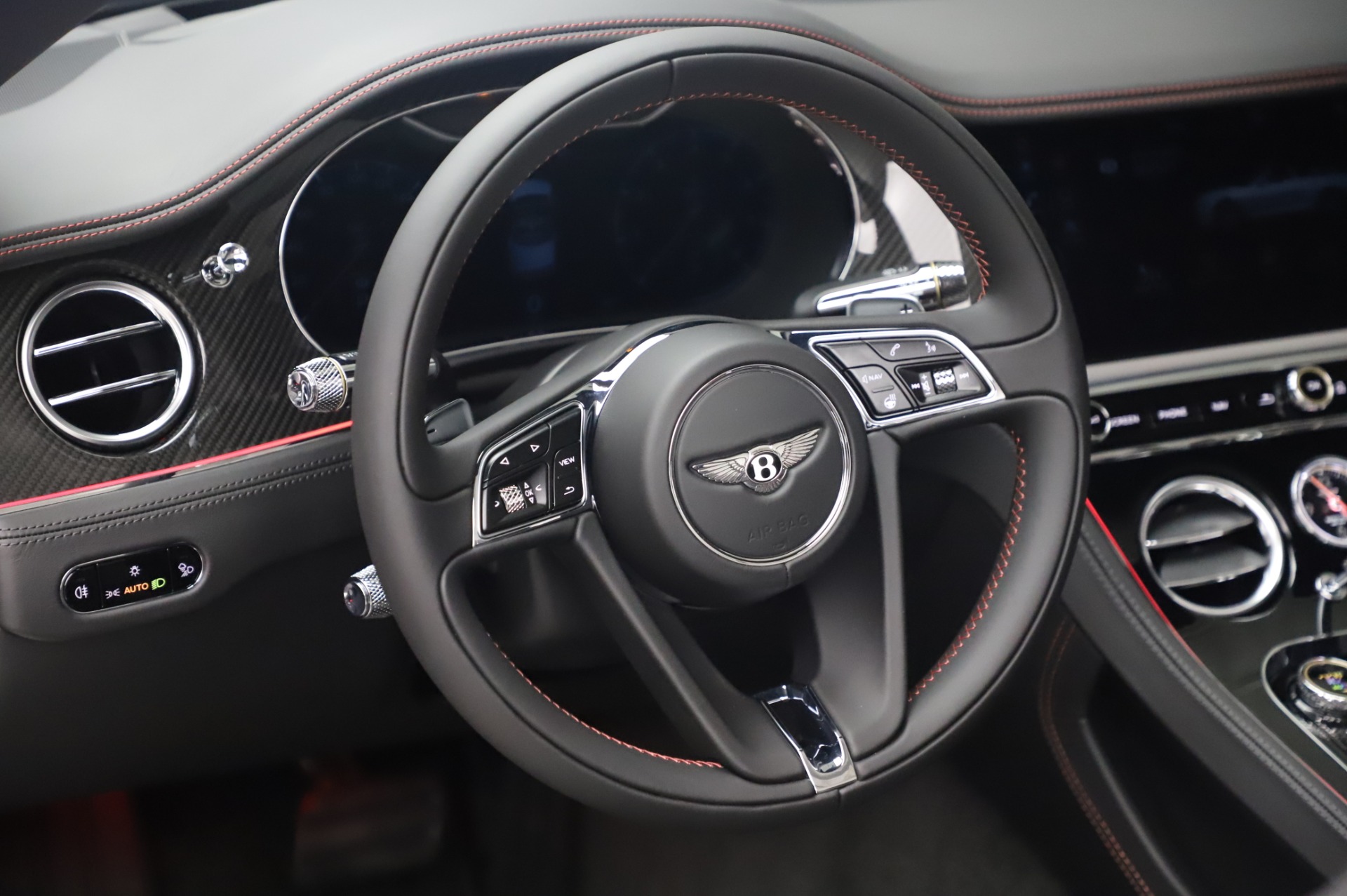 2020 Bentley Continental GTC V8, 17/20