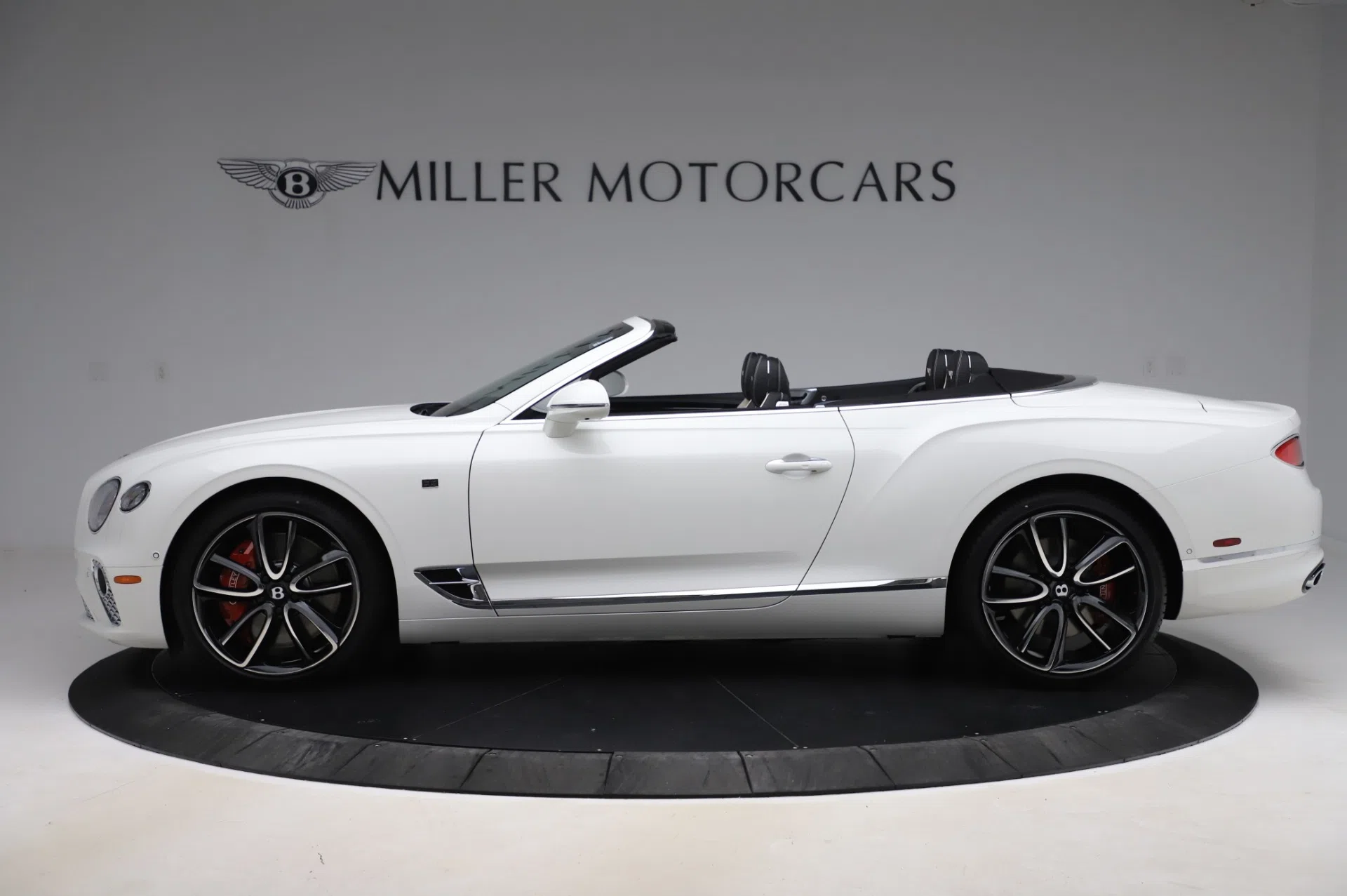 2020 Bentley Continental GTC V8 First Edition, side profile, Glacier white