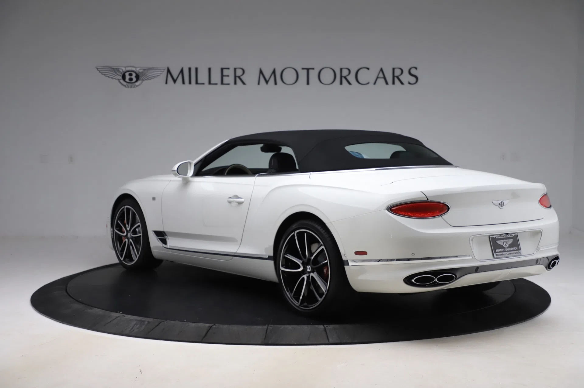 2020 Bentley Continental GTC V8 First Edition, side profile, Glacier white