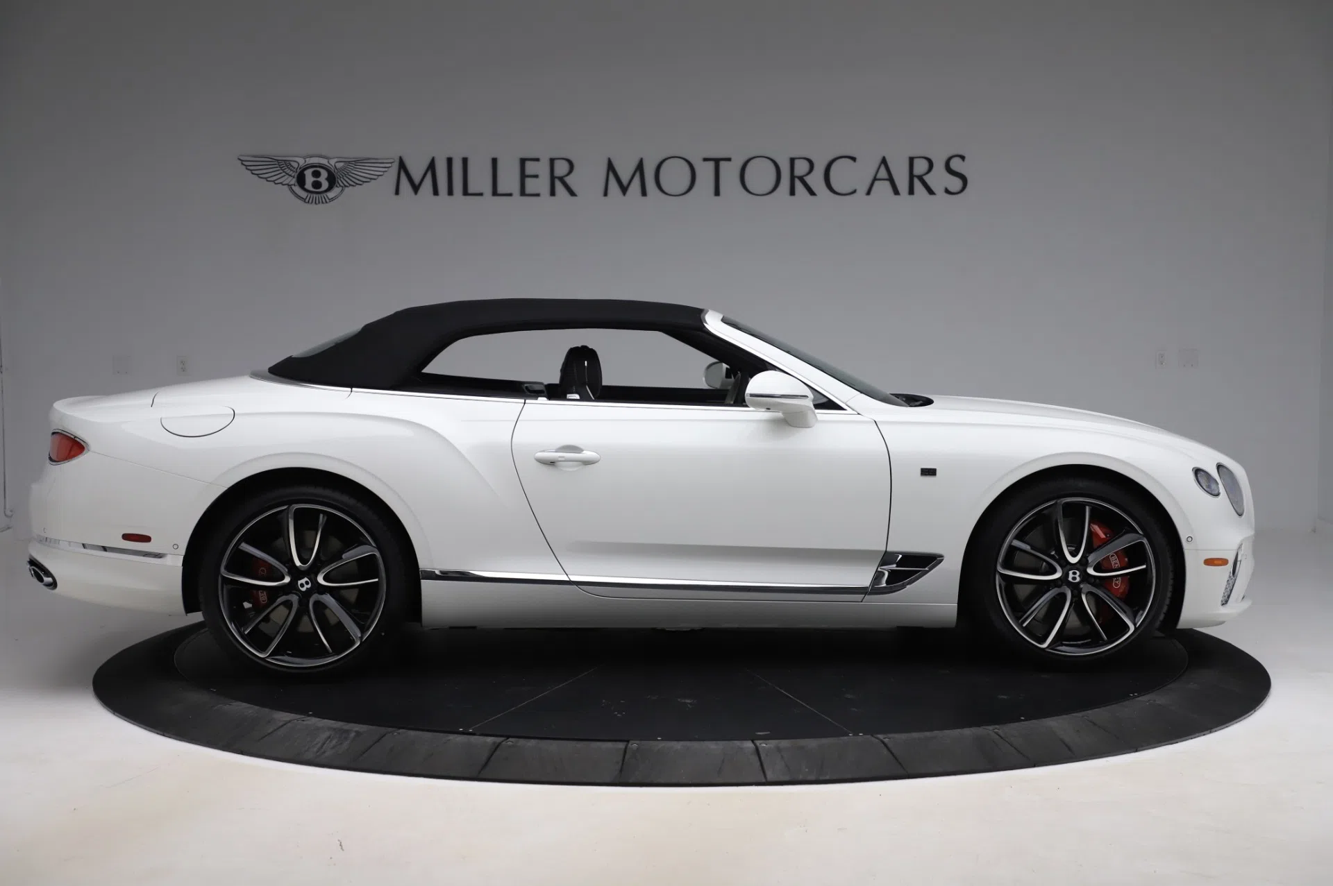 2020 Bentley Continental GTC V8 First Edition, side profile, Glacier white