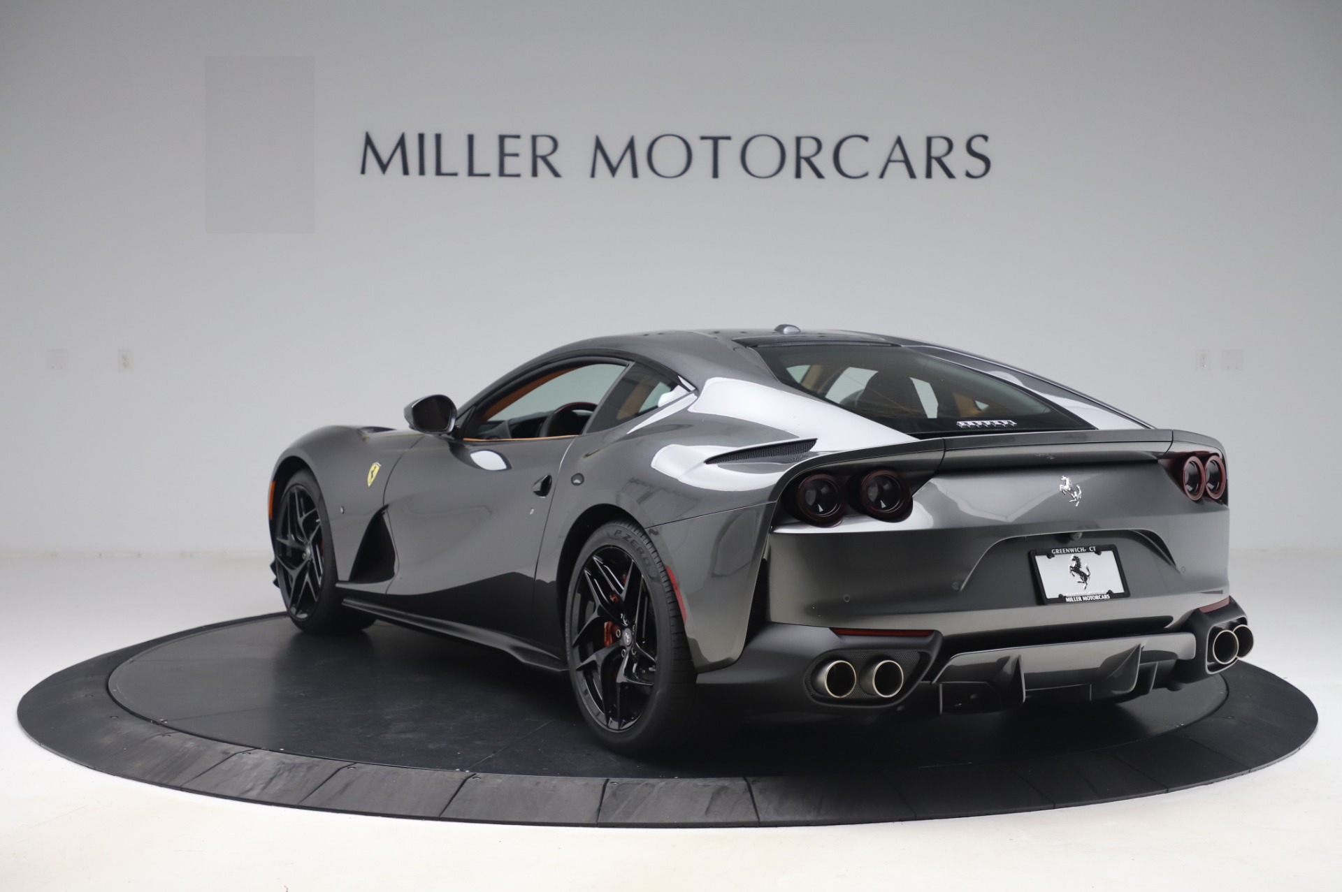 2020 Ferrari 812 Superfast, 5/18