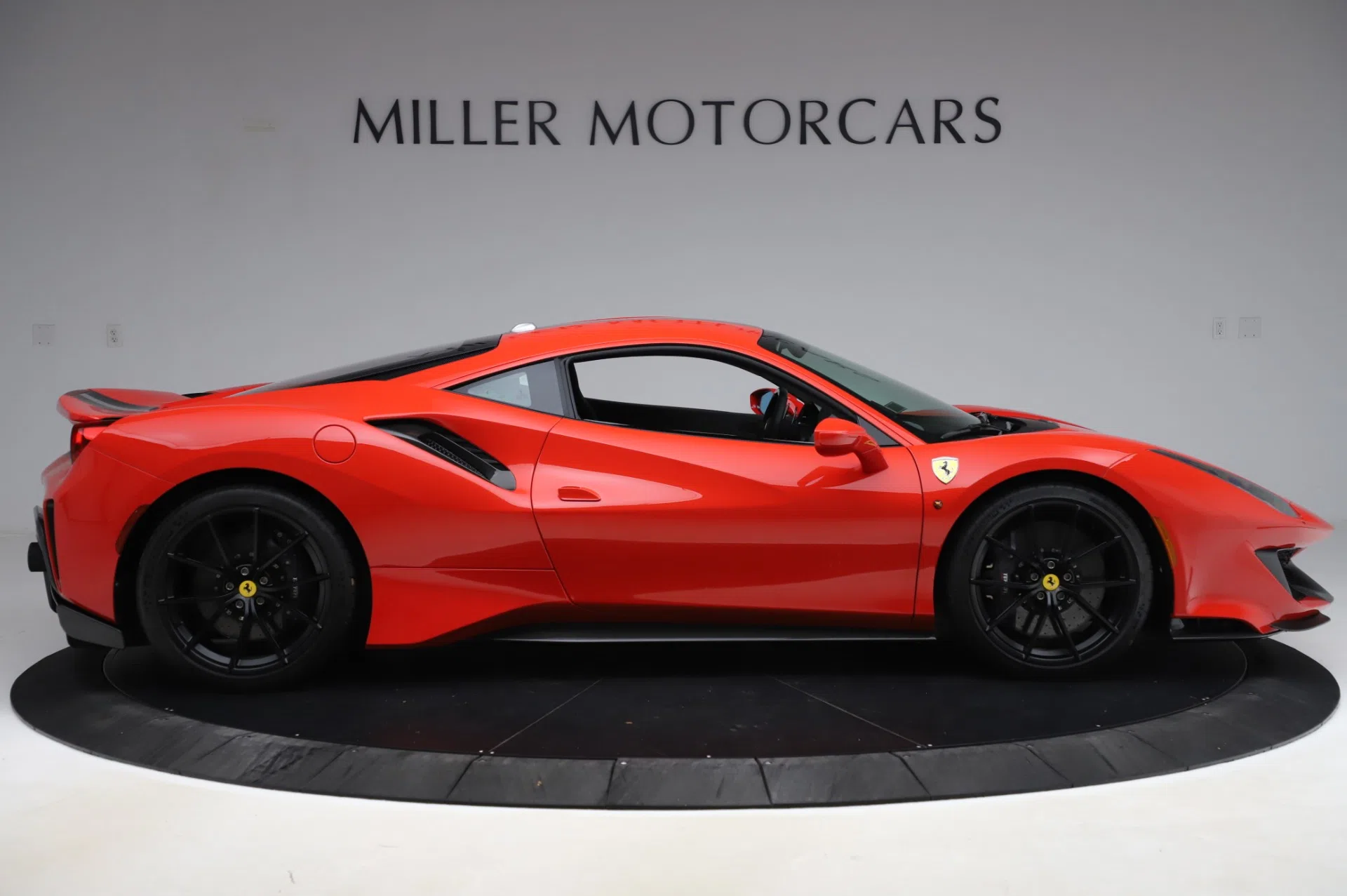 2020 Ferrari 488 Pista