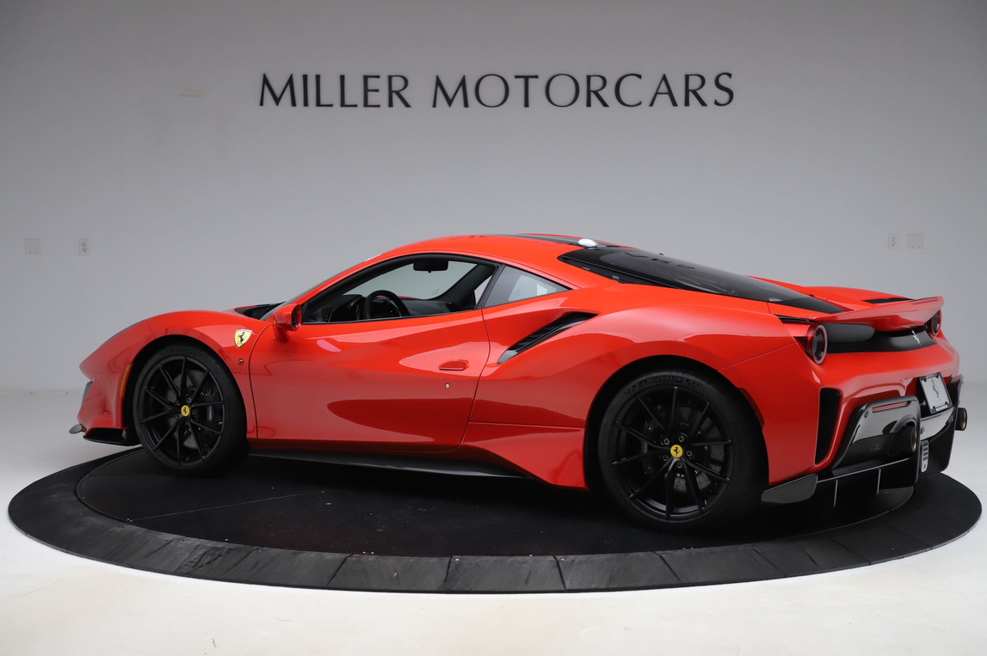2020 Ferrari 488 Pista, 4/20