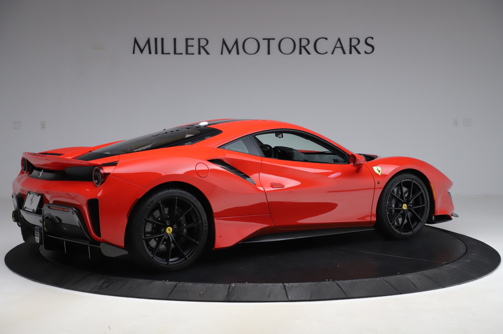 2020 Ferrari 488 Pista, 8/20