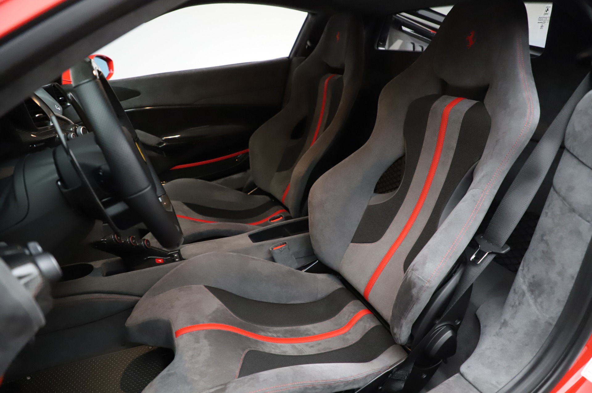 2020 Ferrari 488 Pista, 14/20