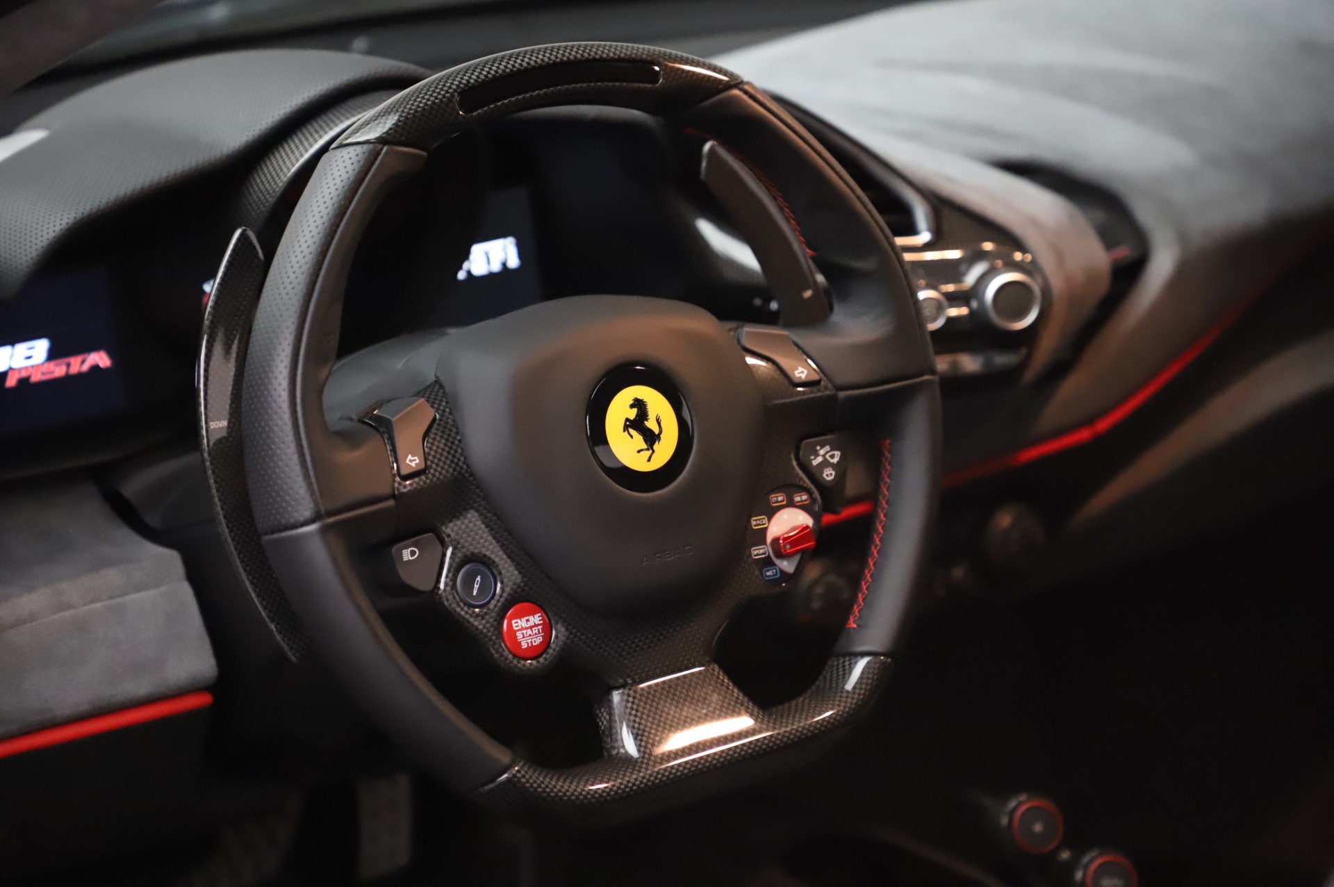 2020 Ferrari 488 Pista, 15/20
