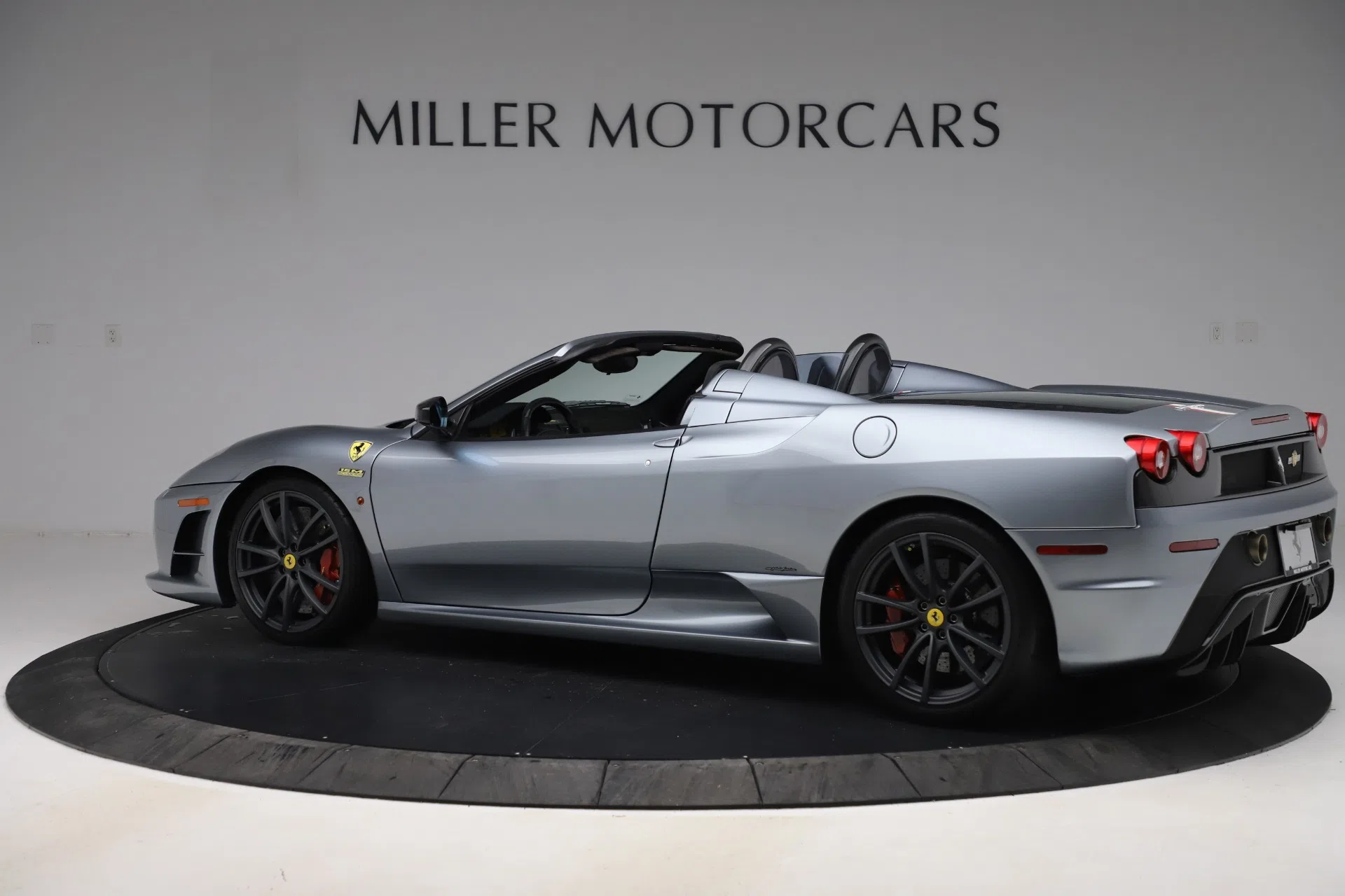 2009 Ferrari 430 Scuderia Spider 16M, side profile, Grigio Titanio Metallic