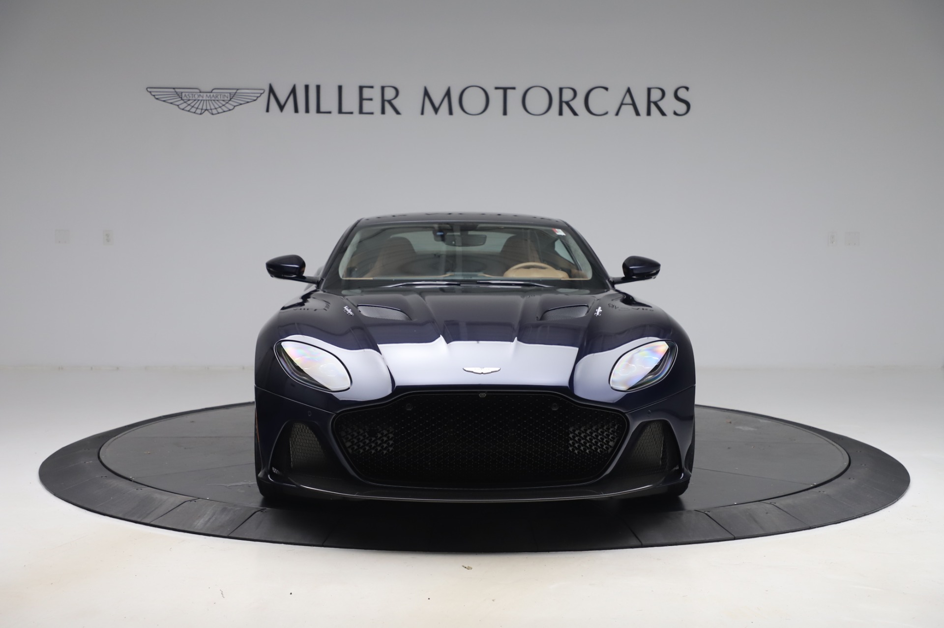 2020 Aston Martin DBS Superleggera Coupe, 2/20