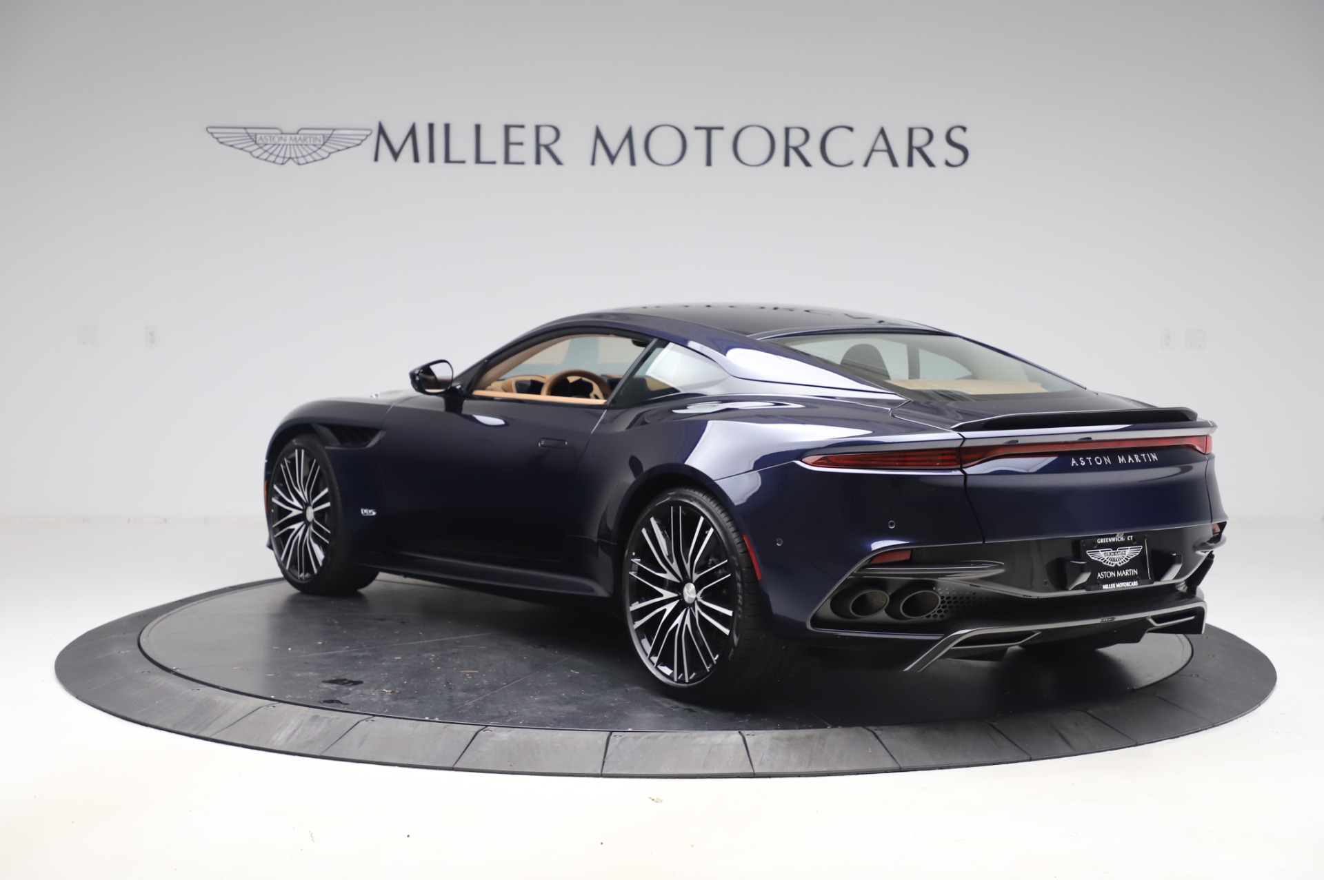 2020 Aston Martin DBS Superleggera Coupe, 6/20