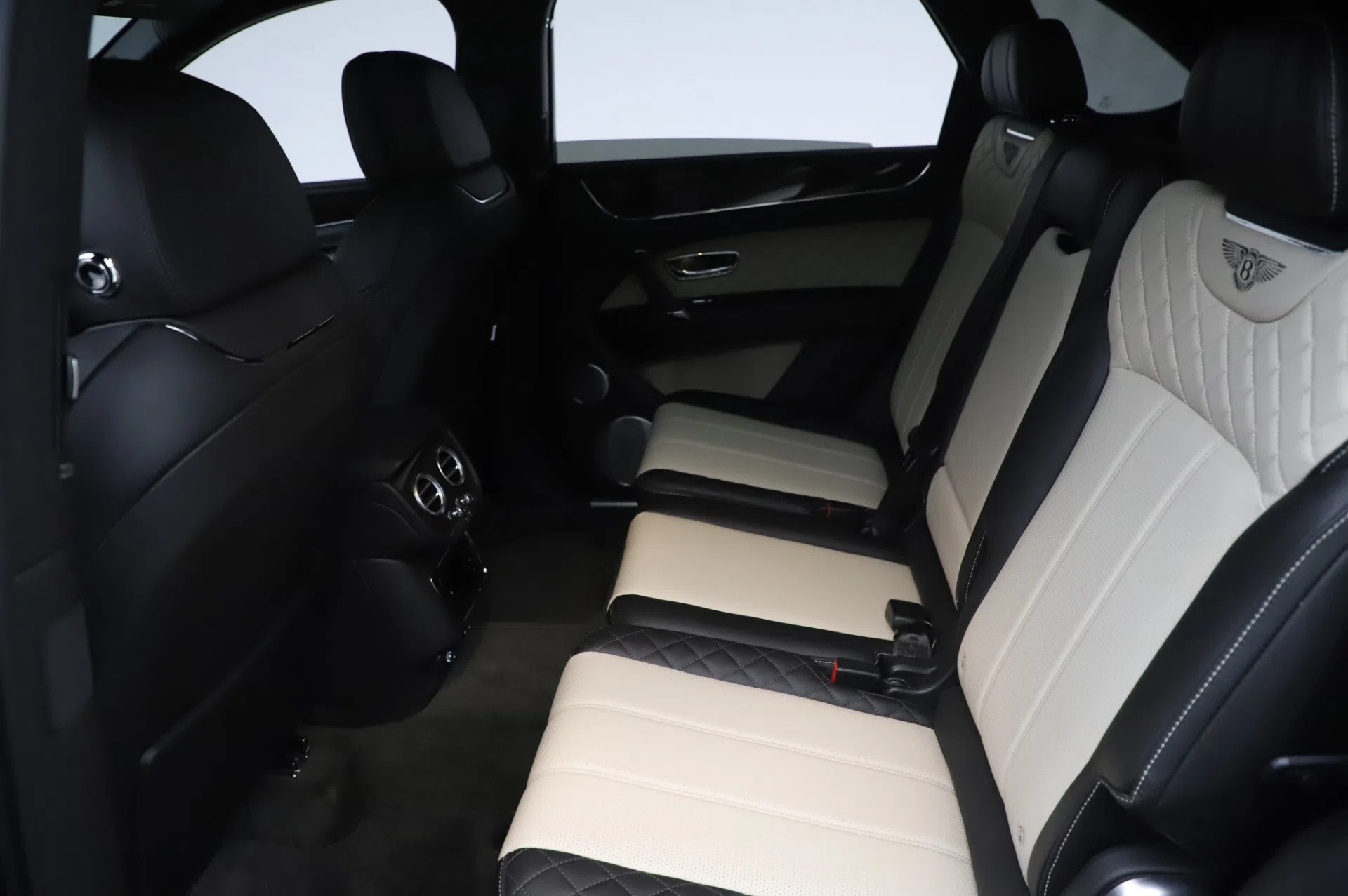 2020 Bentley Bentayga V8 interior, seats, BARNATO
