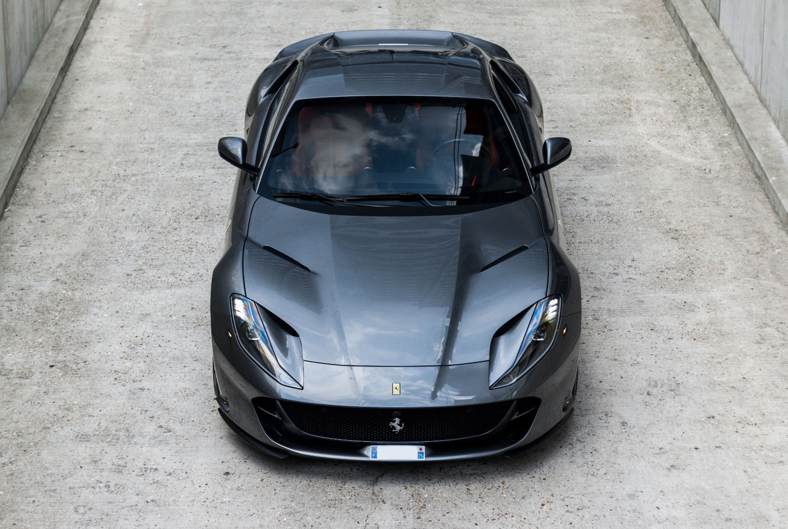 2018 Ferrari 812 Superfast, 2/14