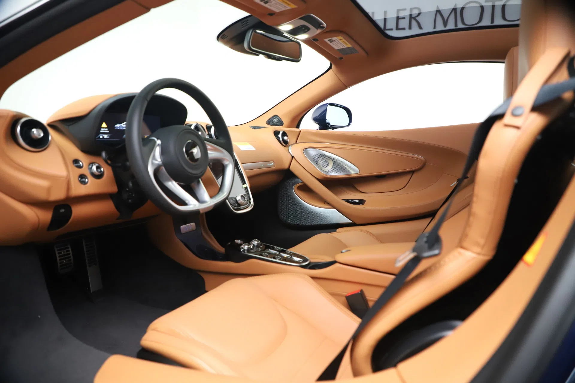 2020 McLaren GT Coupe interior, BEIGE/TAN