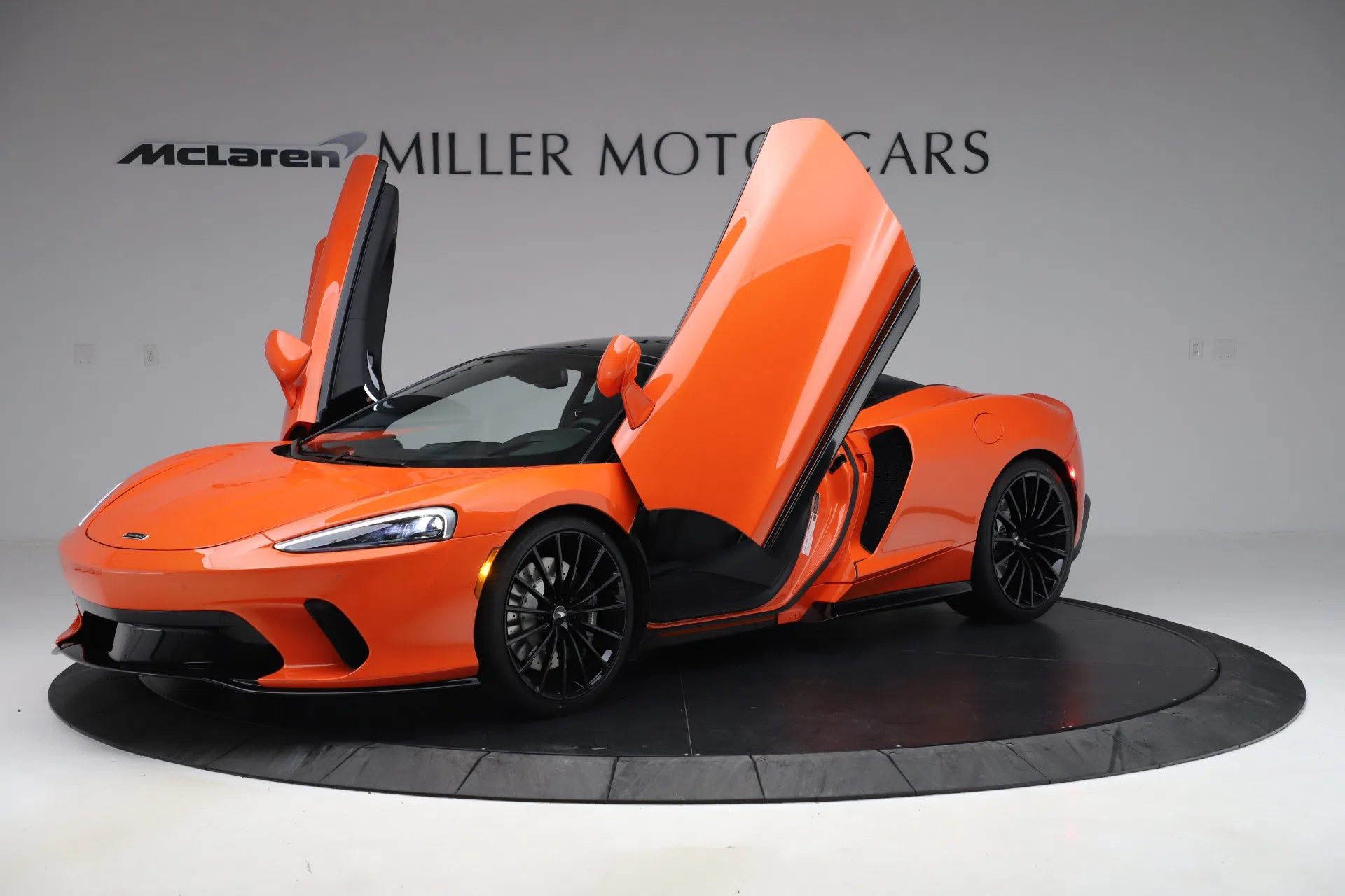 2020 McLaren GT Coupe for sale, exterior, Helios Orange
