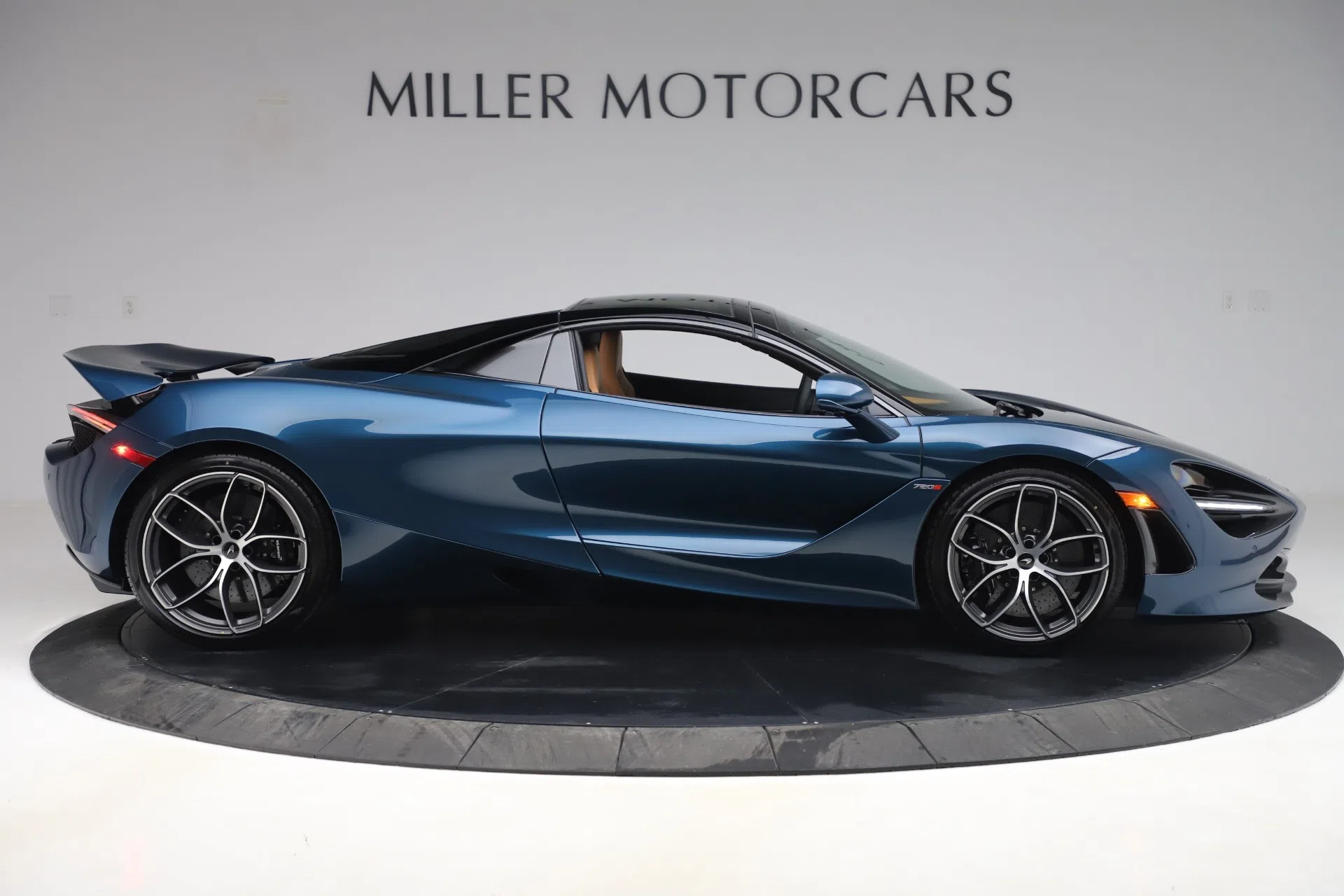 2020 McLaren 720S Spider, side profile, MSO PACIFIC